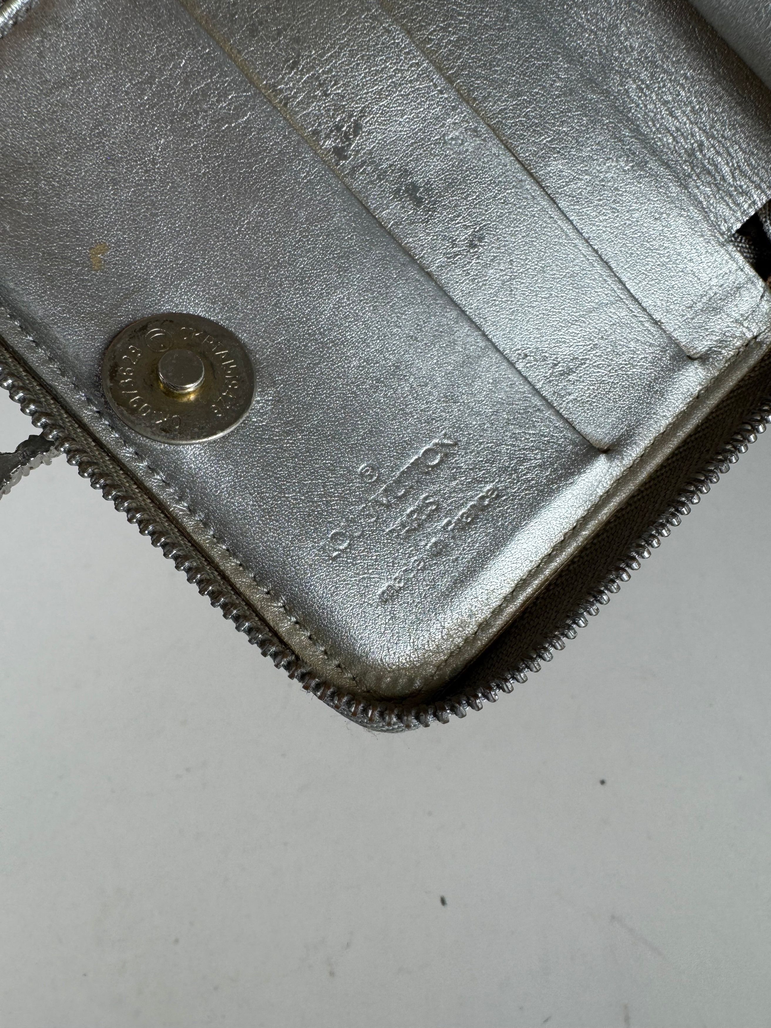 Louis Vuitton Vintage Vernis Leather Wallet Silver Size ONE SIZE - 8 Thumbnail