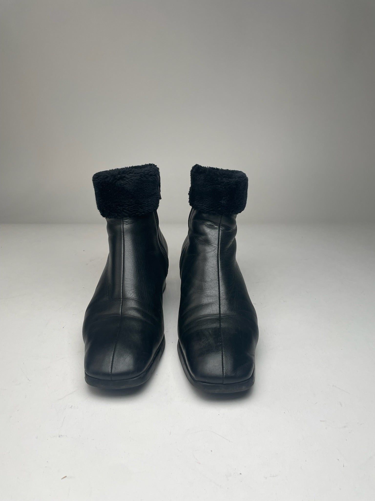 Other Vintage Yves Saint Laurent Leather Boots black Size US 5 / IT 35 - 11 Thumbnail