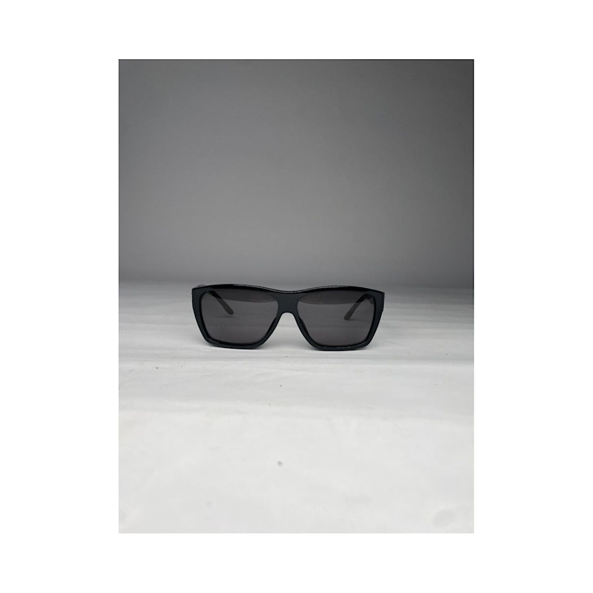 Gucci Black Plastic Sunglasses Size ONE SIZE - 3 Thumbnail