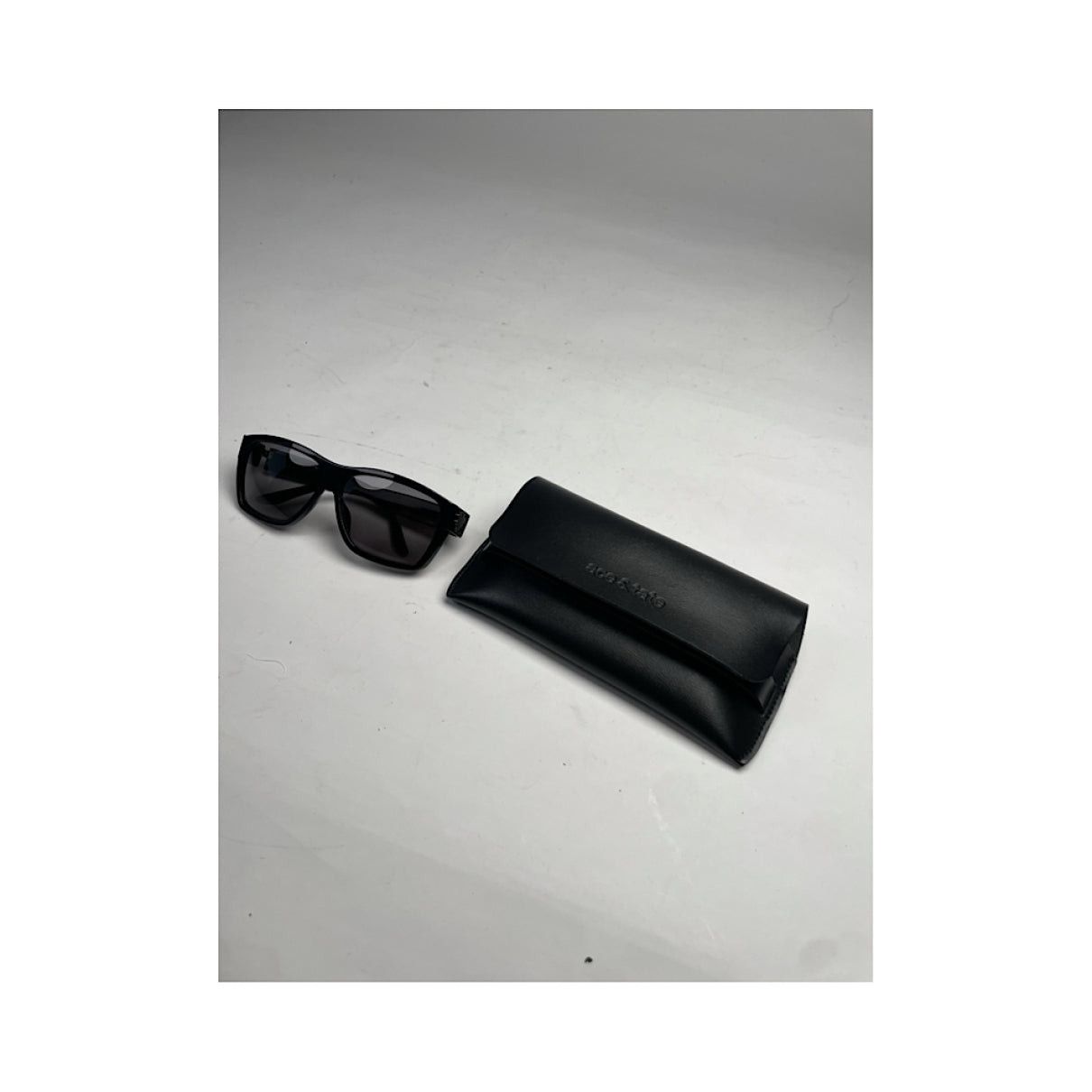 Gucci Black Plastic Sunglasses Size ONE SIZE - 2 Thumbnail