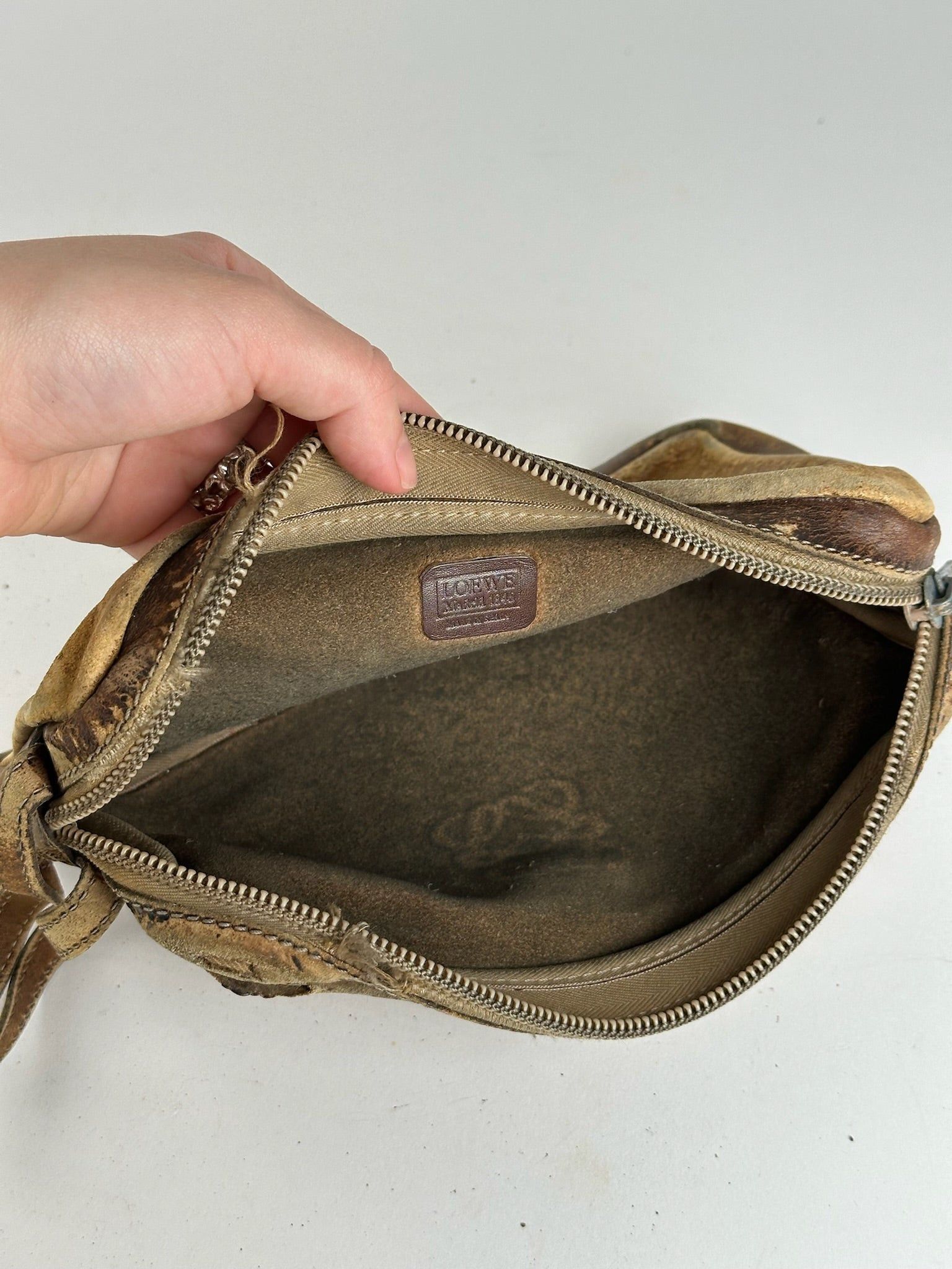 Loewe Vintage Madrid Leather Clutch Brown Size ONE SIZE - 4 Thumbnail