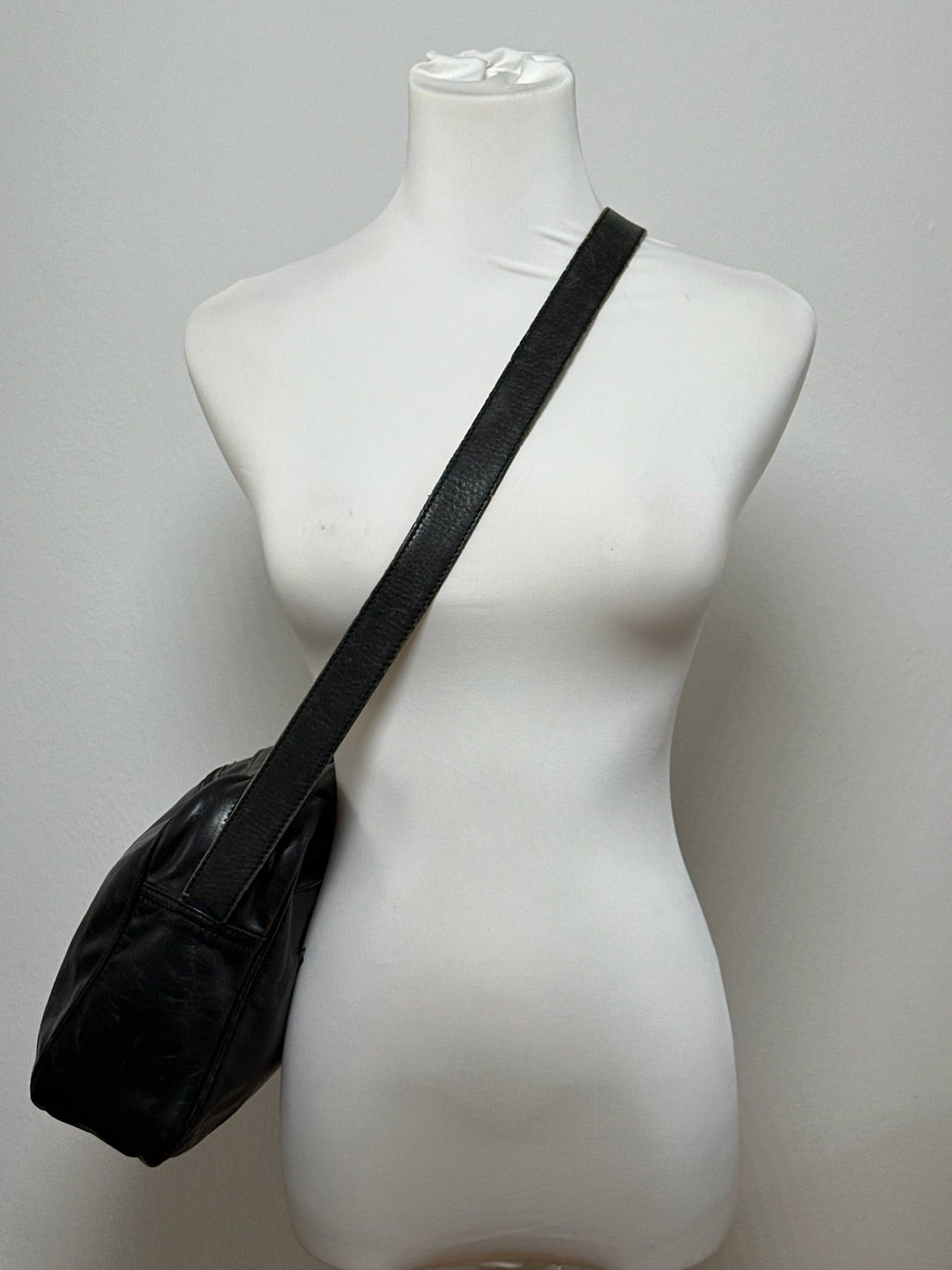 Loewe Vintage Madrid leather bag black Size ONE SIZE - 6 Thumbnail