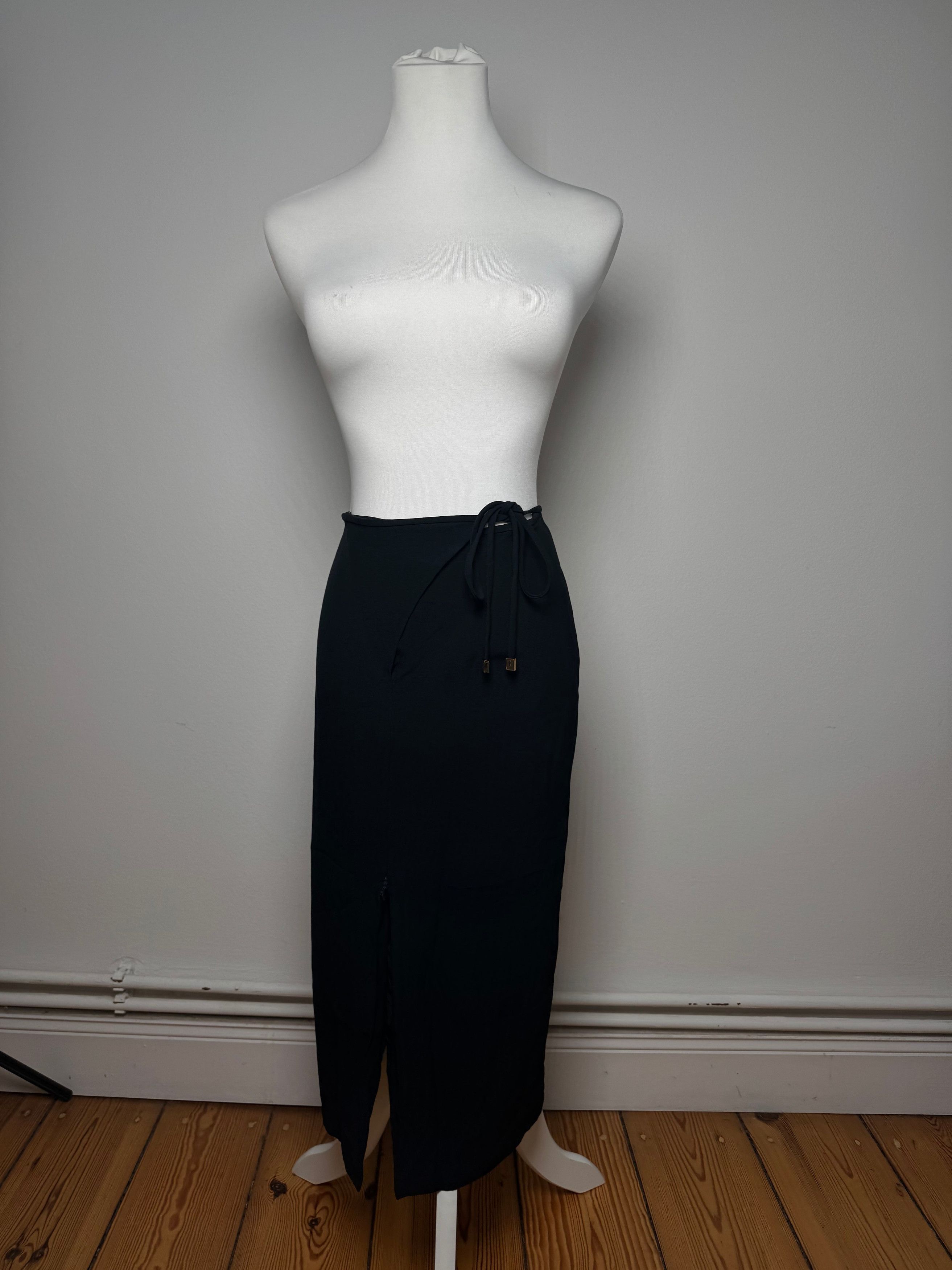 Gucci Vintage Skirt black M Size 30" / US 8 / IT 44 - 8 Thumbnail