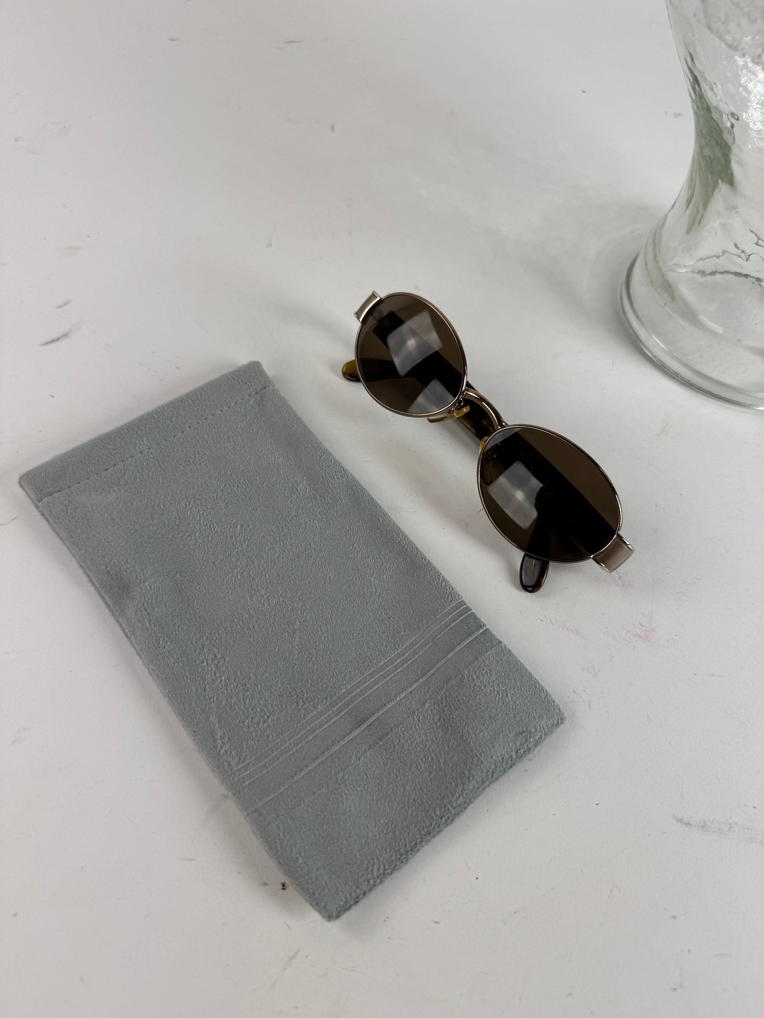 Fendi Vintage Sunglasses black gold Size ONE SIZE - 14 Thumbnail