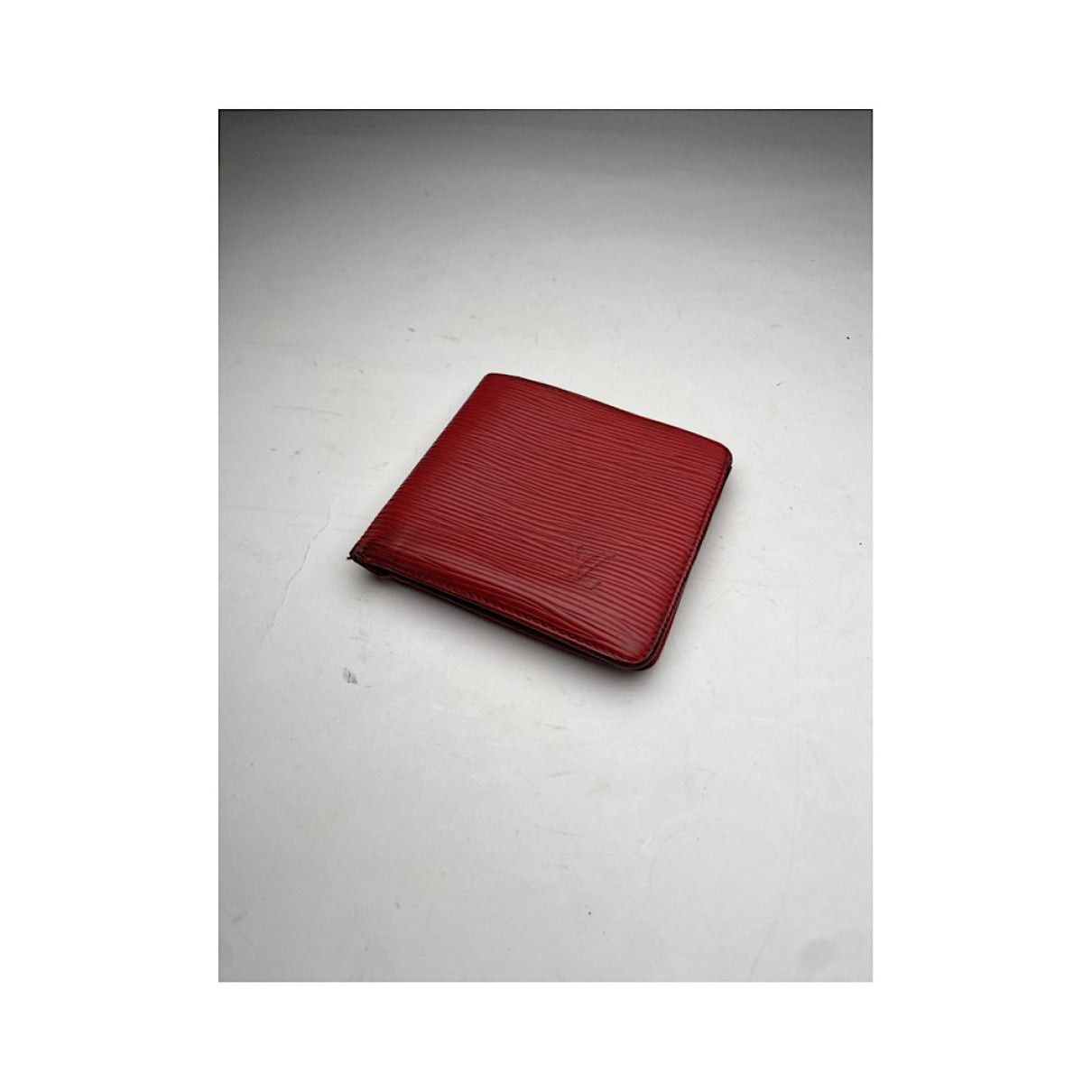 Louis Vuitton Red Leather Purse Size ONE SIZE - 5 Thumbnail
