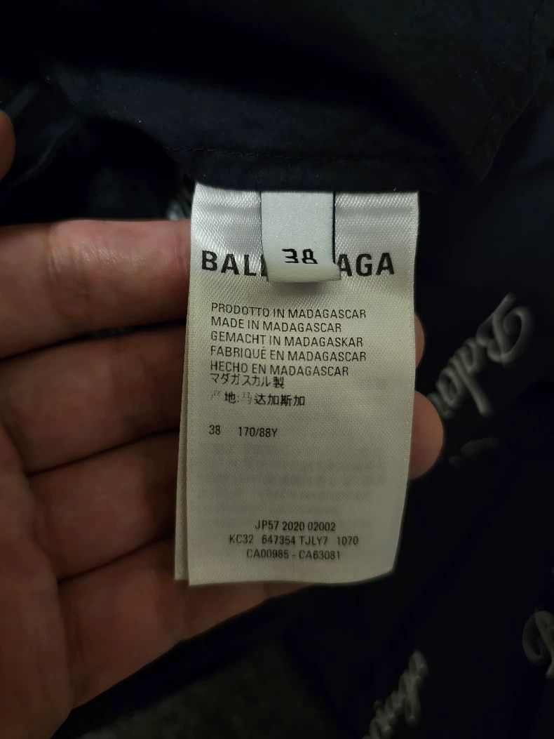 Balenciaga Balenciaga Oversized Logo Short Sleeve Shirt-yf Size US M / EU 48-50 / 2 - 5 Thumbnail