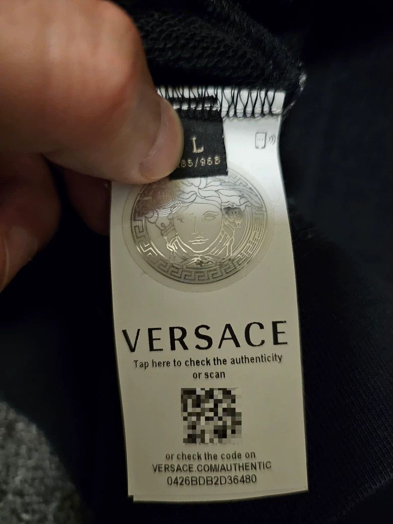Versace Versace Men's Black Sweatshirt with Logo-yf Size US L / EU 52-54 / 3 - 5 Thumbnail