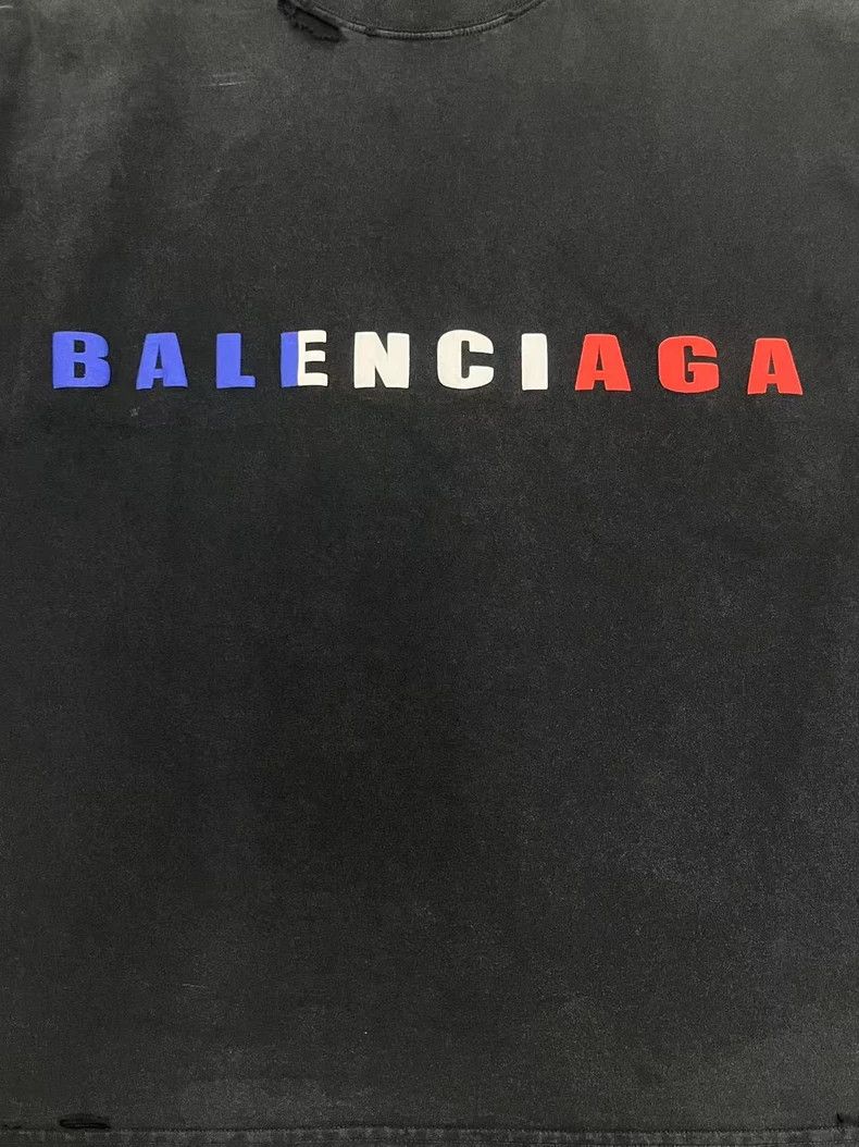 Balenciaga Balenciaga Round Neck Letter Print T-shirt-yf Size US M / EU 48-50 / 2 - 3 Thumbnail