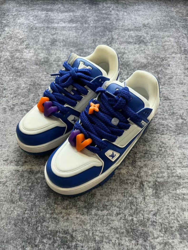 Louis Vuitton Louis Vuitton White Blue Trainer Sneakers-yf Size US 9 / EU 42 - 2 Thumbnail