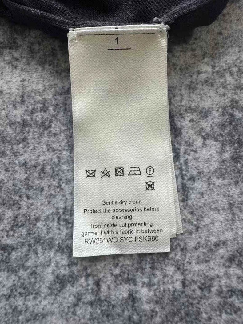 Louis Vuitton Louis Vuitton Wool Knit Short Sleeve Top-yf Size US S / EU 44-46 / 1 - 6 Thumbnail