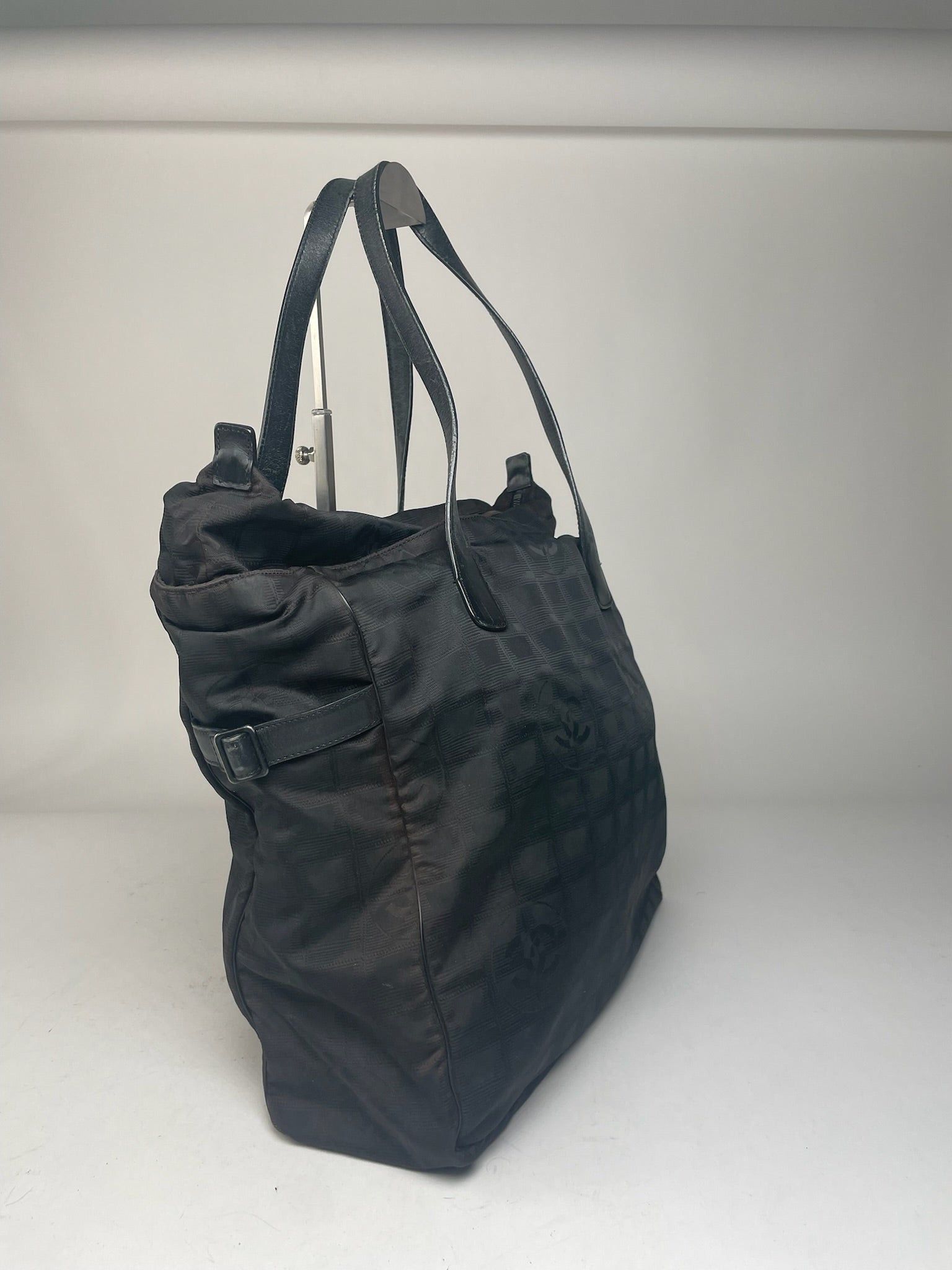 Chanel Vintage Monogram Canvas Bag Black Size ONE SIZE - 6 Thumbnail