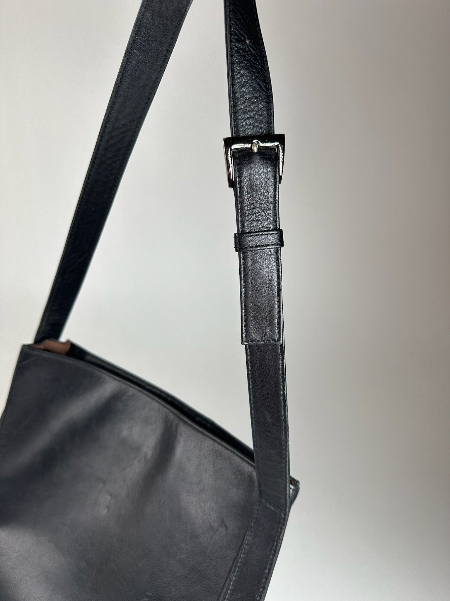 Givenchy Vintage Crossbody Bag black Size ONE SIZE - 14 Thumbnail