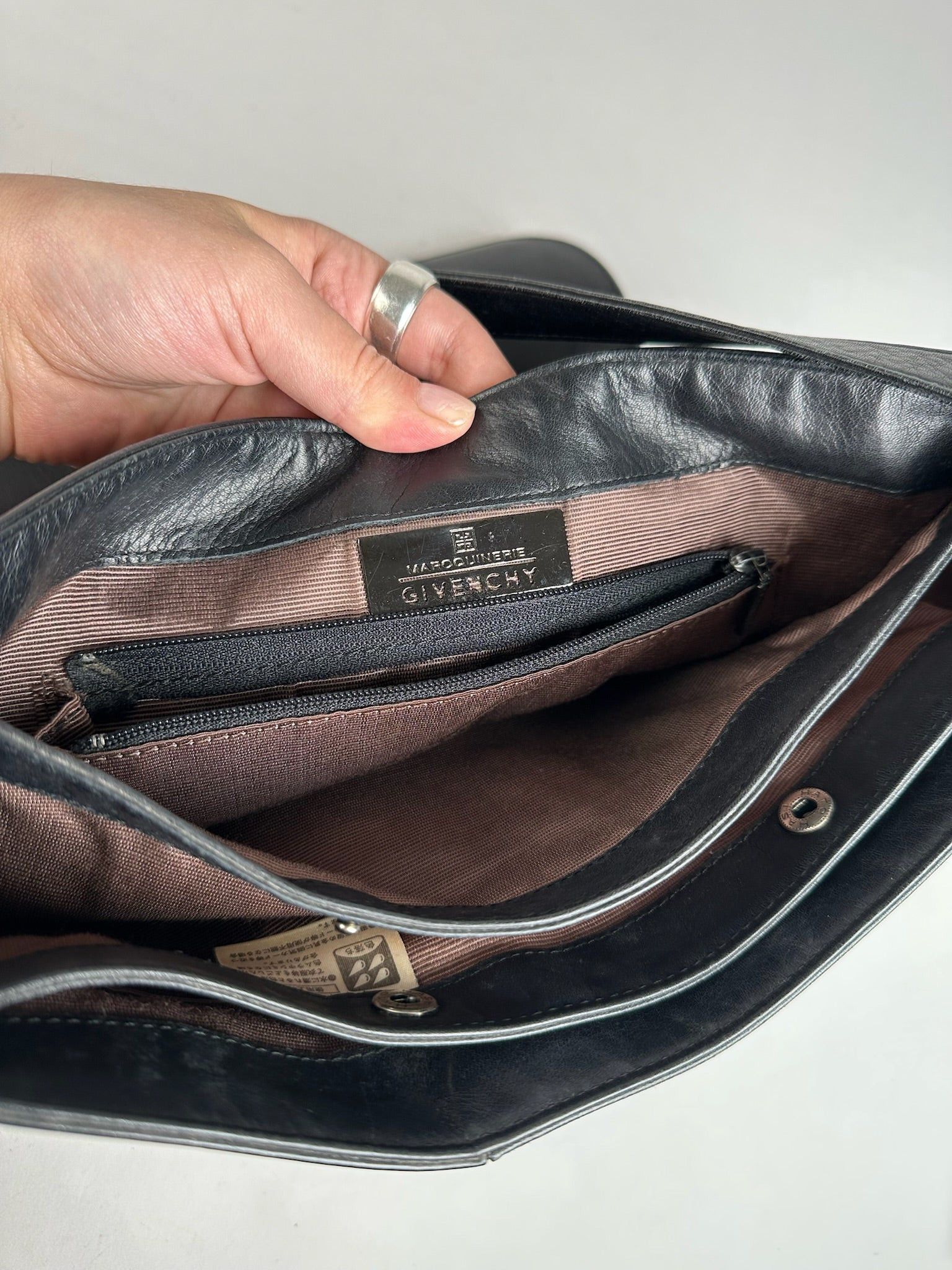 Givenchy Vintage Crossbody Bag black Size ONE SIZE - 6 Thumbnail