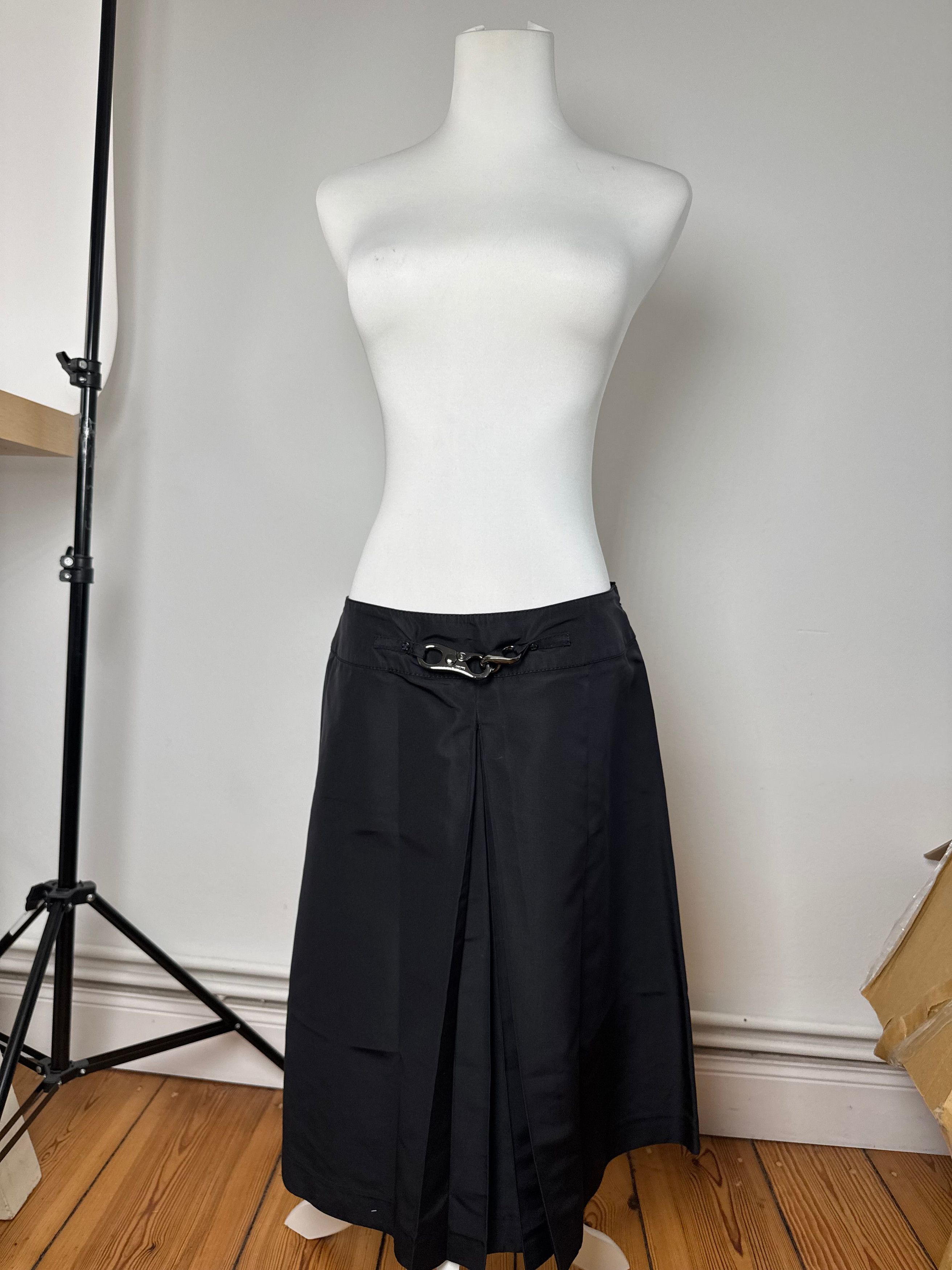 Celine Vintage Polyester skirt black 40 Size 34" / US 12 / IT 48 - 15 Thumbnail
