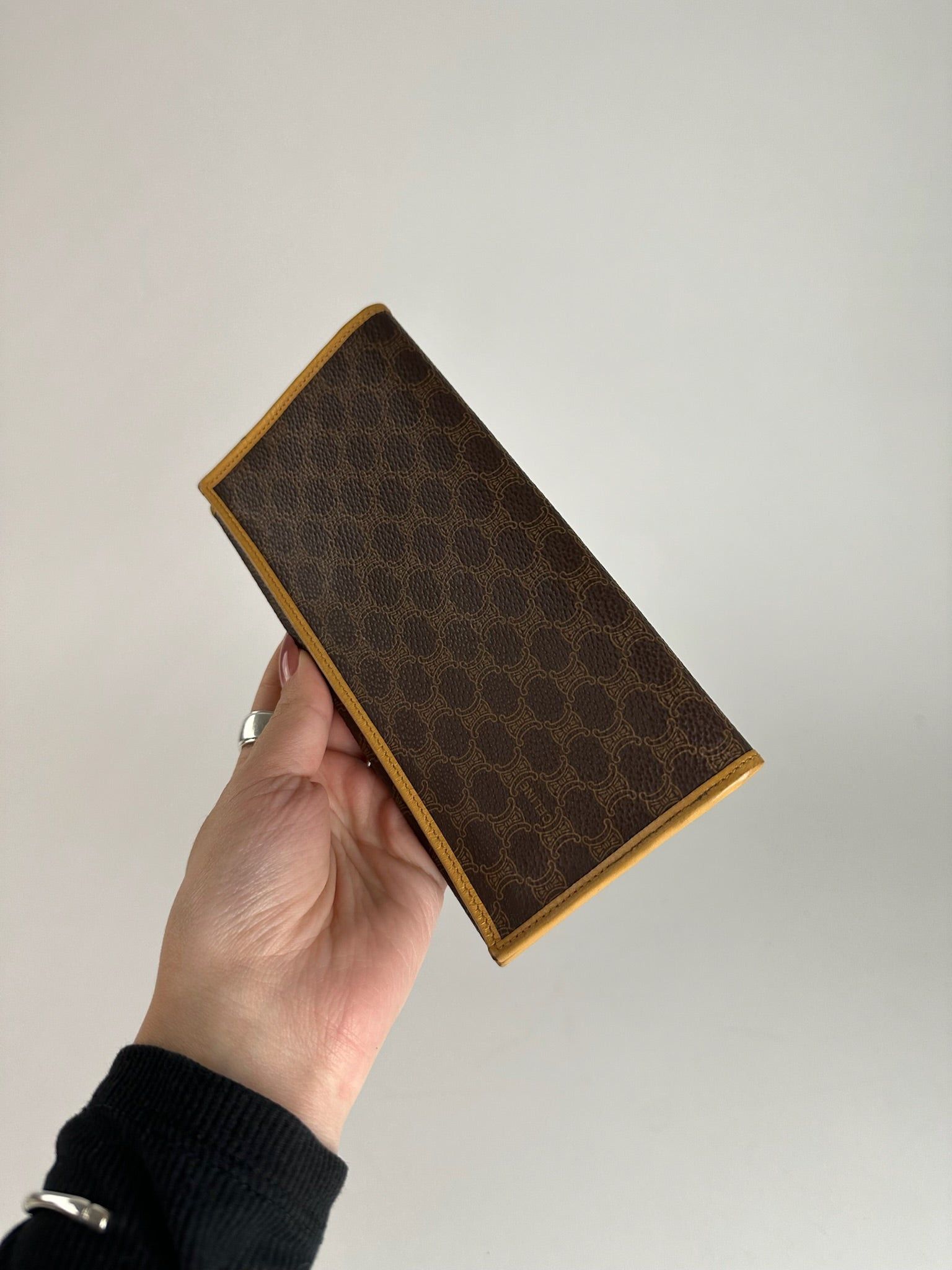 Celine Vintage Paris leather monogram Card Holder Size ONE SIZE - 7 Thumbnail