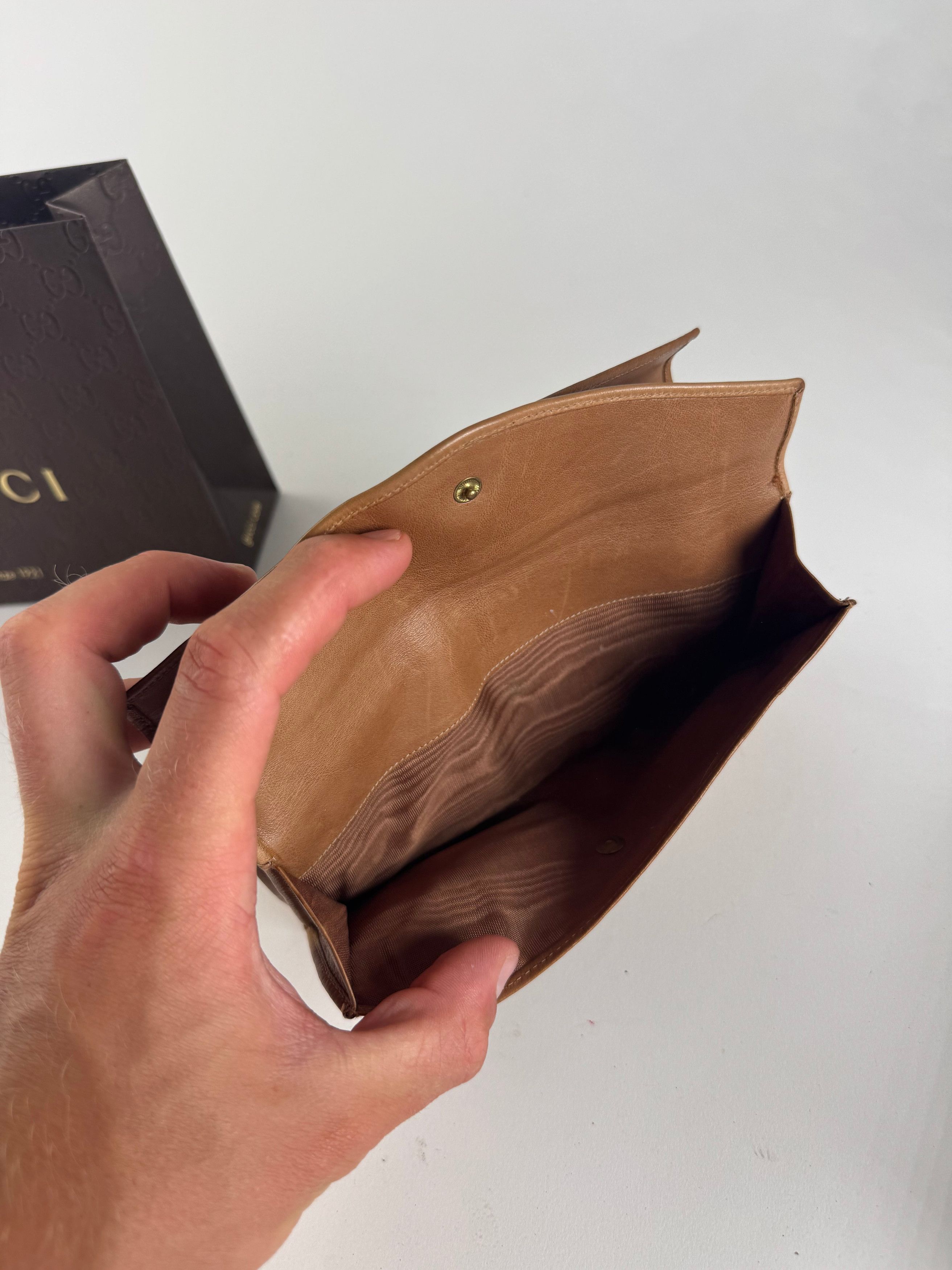 Gucci Vintage Monogram Leather Wallet beige Brown Size ONE SIZE - 9 Thumbnail
