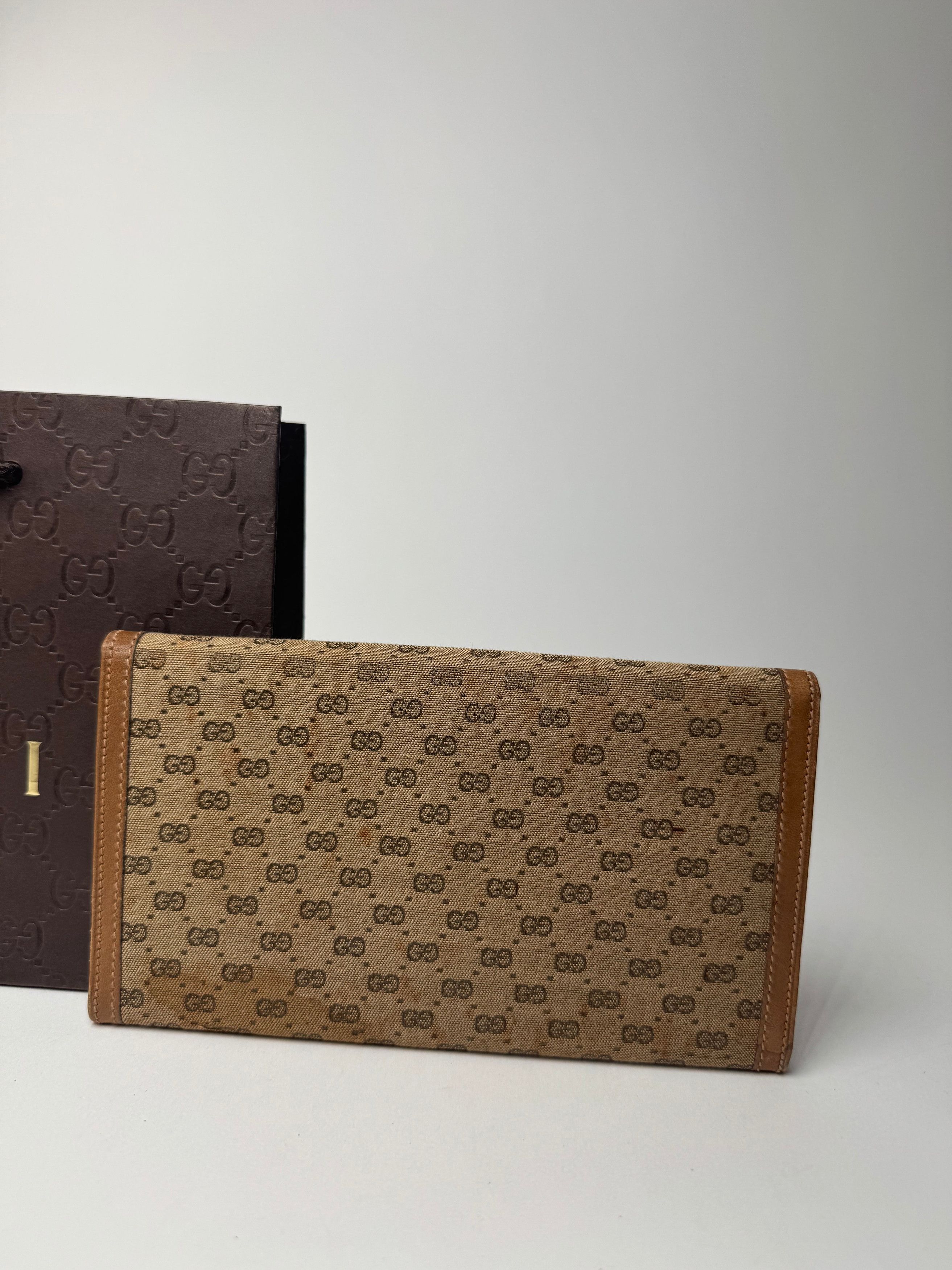 Gucci Vintage Monogram Leather Wallet beige Brown Size ONE SIZE - 7 Thumbnail