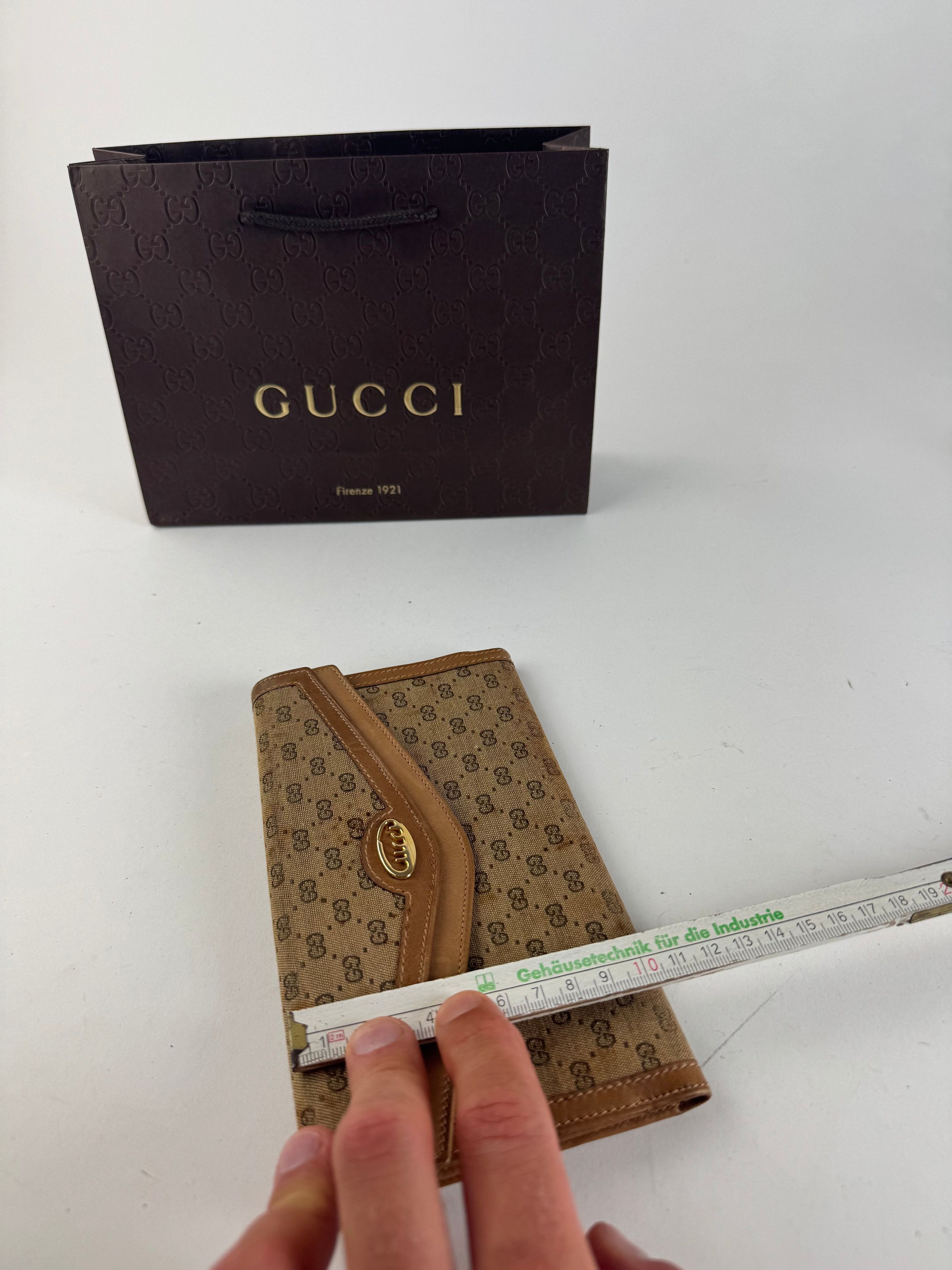 Gucci Vintage Monogram Leather Wallet beige Brown Size ONE SIZE - 11 Thumbnail