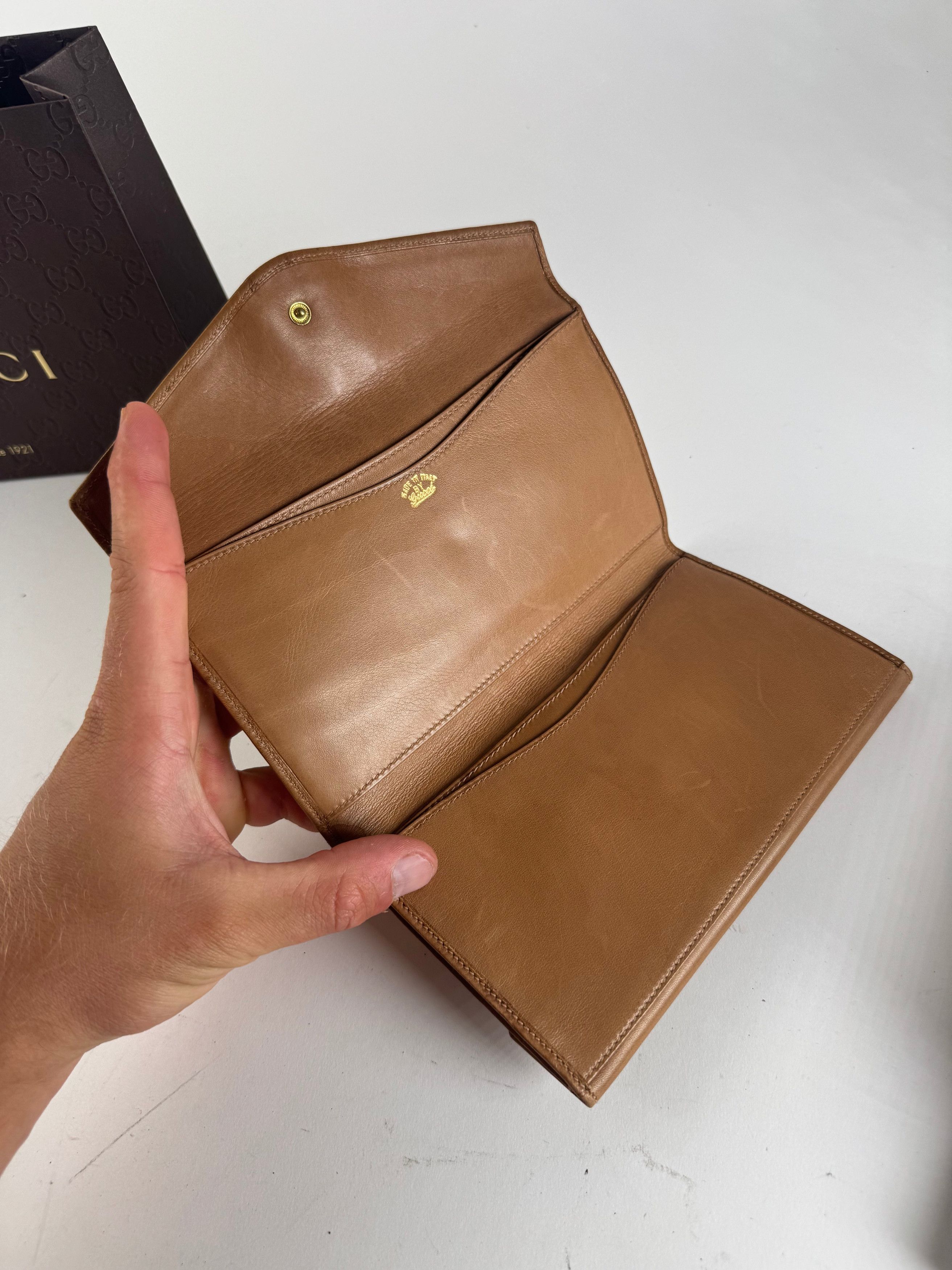 Gucci Vintage Monogram Leather Wallet beige Brown Size ONE SIZE - 4 Thumbnail
