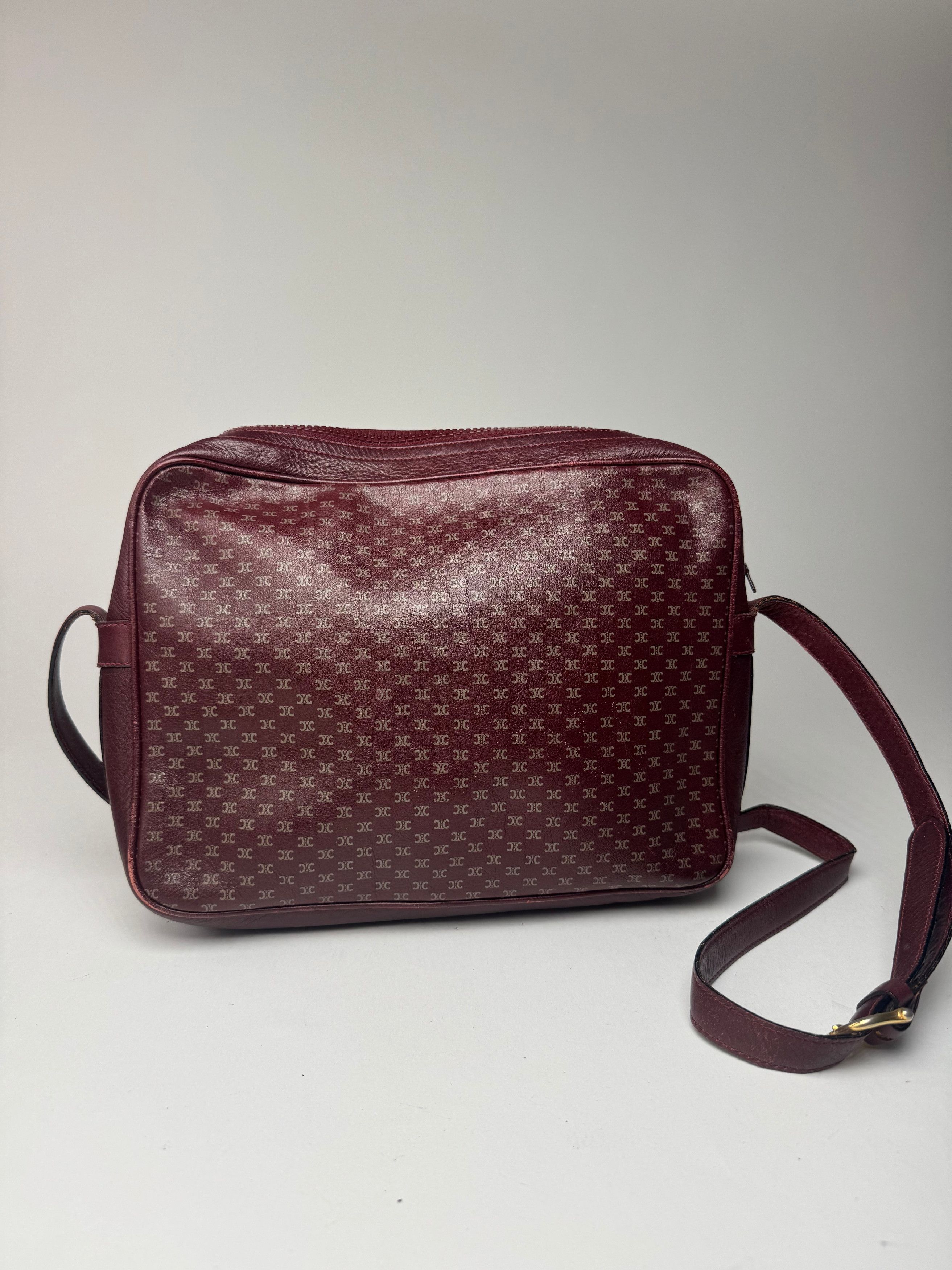 Celine Vintage Triomphe Monogramm Leather Bag purple Size ONE SIZE - 3 Thumbnail