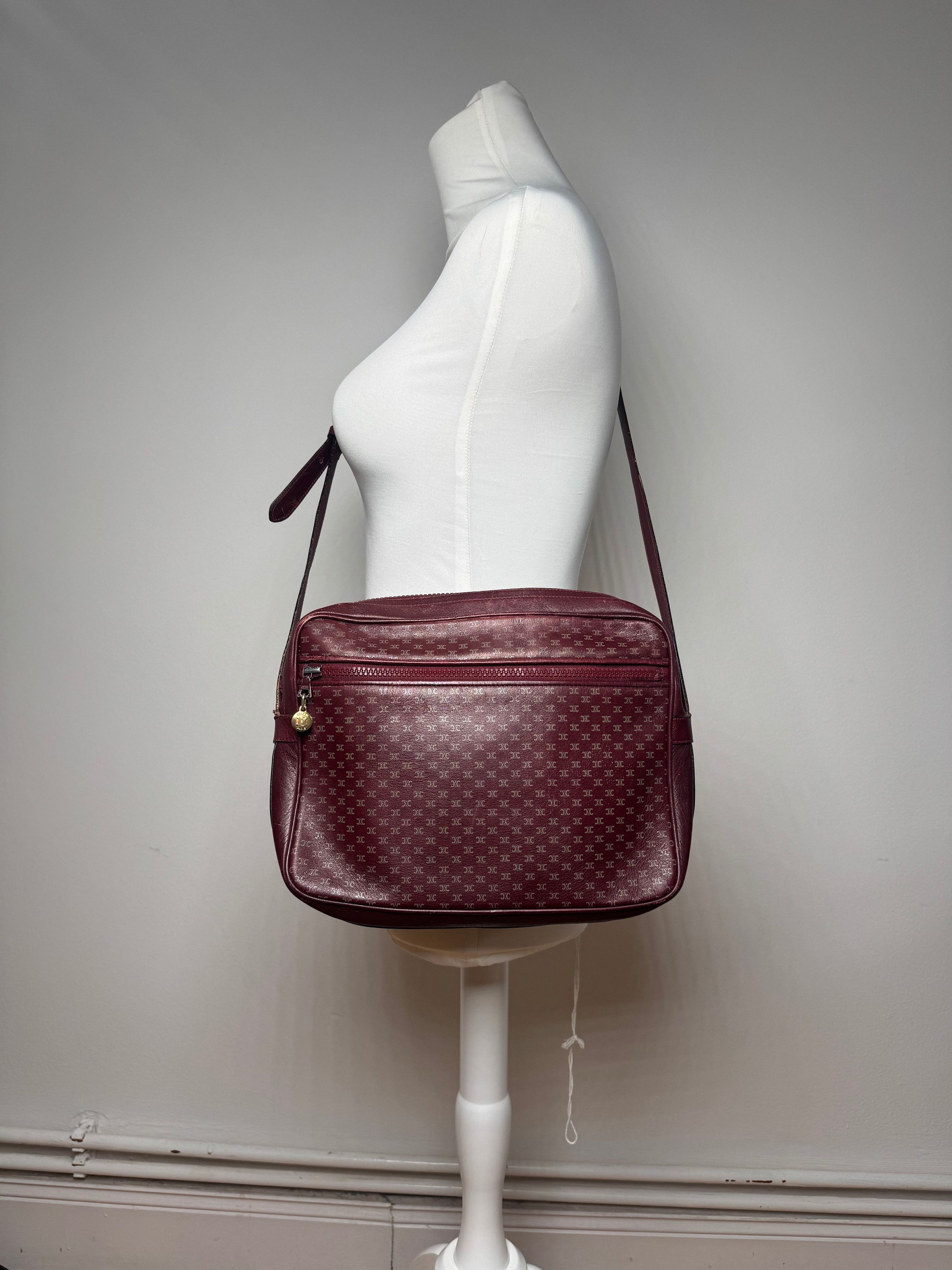 Celine Vintage Triomphe Monogramm Leather Bag purple Size ONE SIZE - 5 Thumbnail