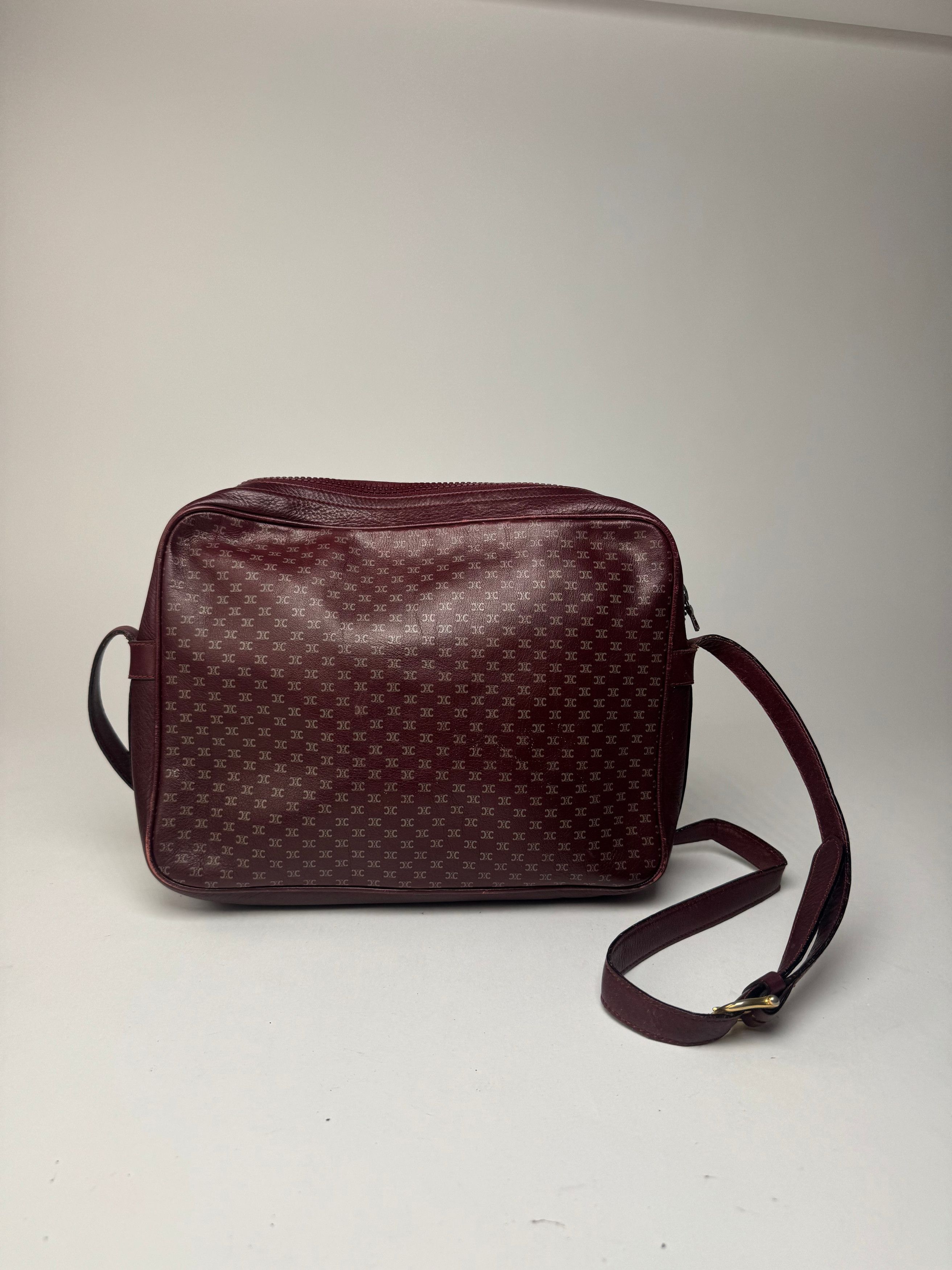 Celine Vintage Triomphe Monogramm Leather Bag purple Size ONE SIZE - 8 Thumbnail