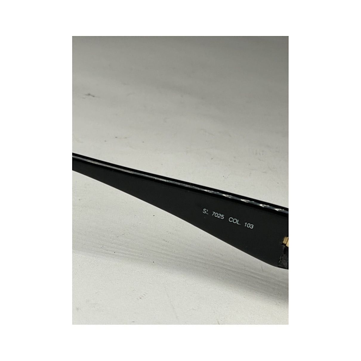 Fendi Black Plastic Sunglasses Size ONE SIZE - 5 Thumbnail