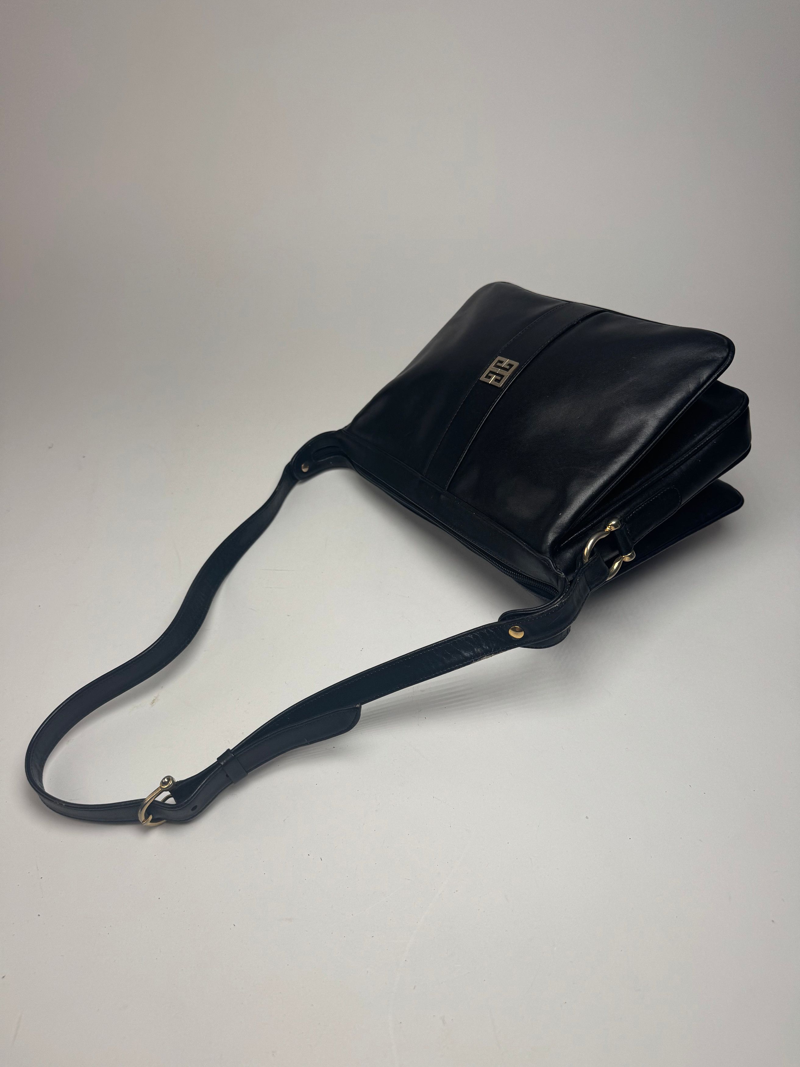 Givenchy Vintage 4G leather bag black Size ONE SIZE - 9 Thumbnail