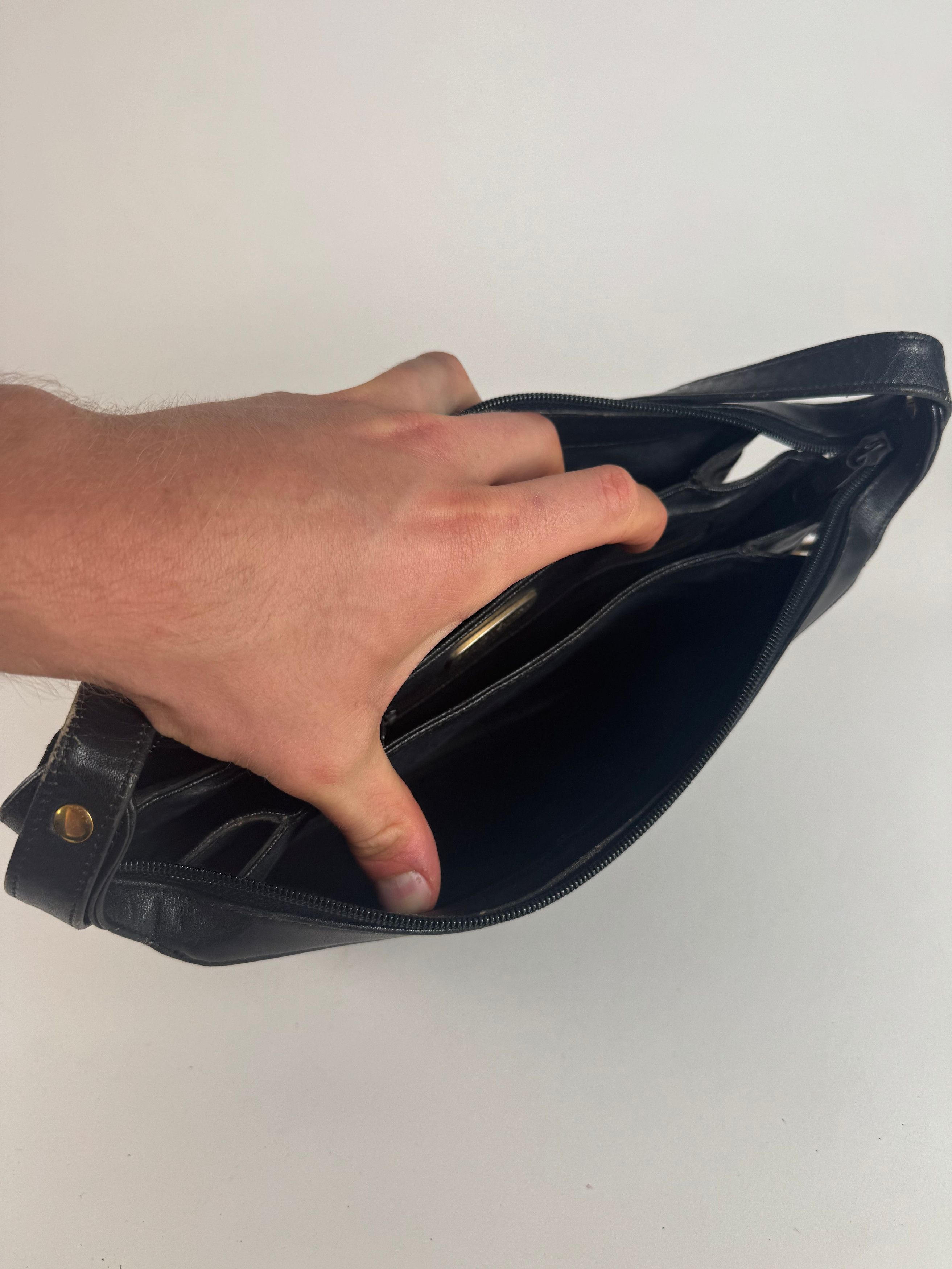 Givenchy Vintage 4G leather bag black Size ONE SIZE - 13 Thumbnail