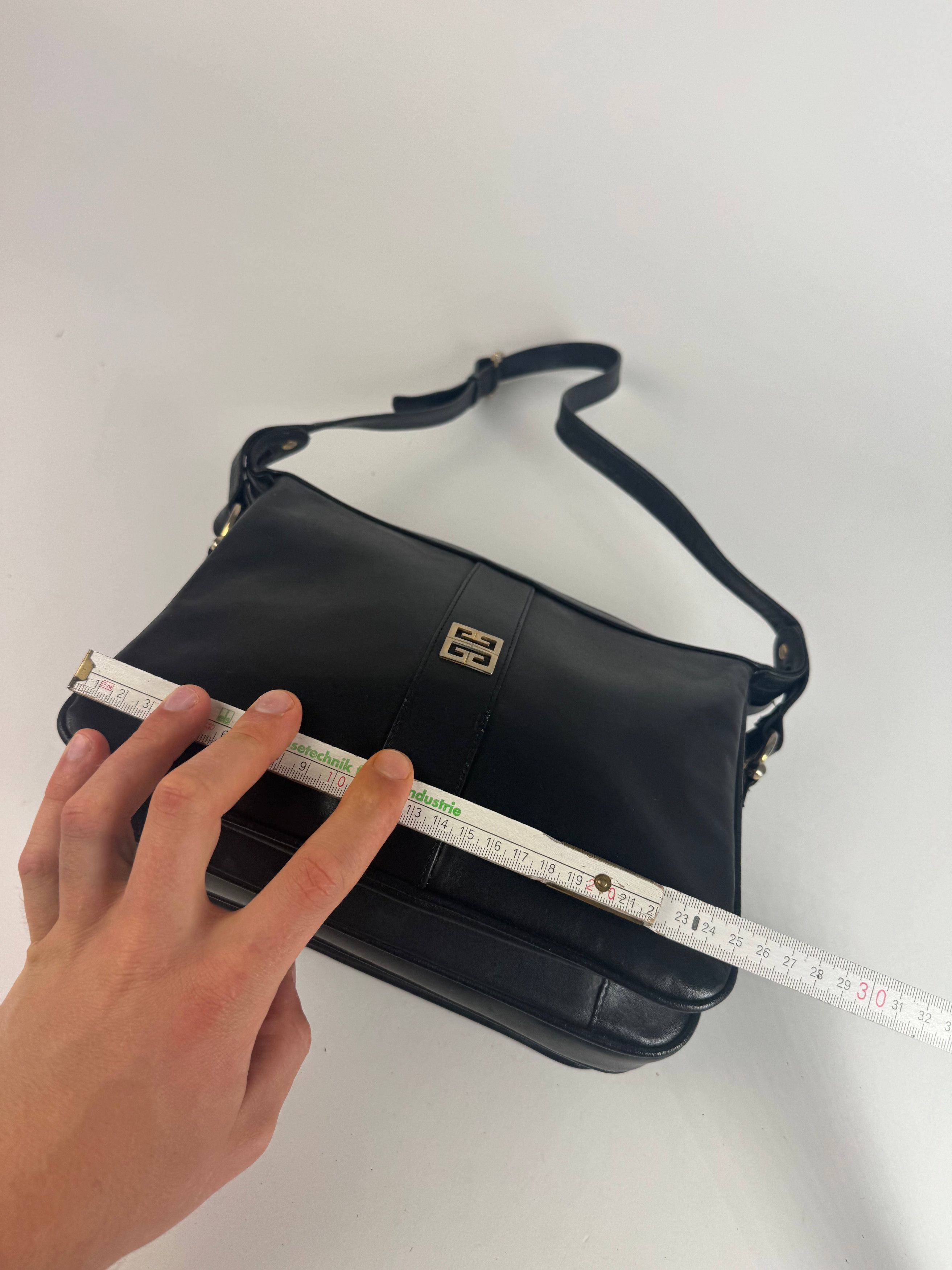 Givenchy Vintage 4G leather bag black Size ONE SIZE - 7 Thumbnail