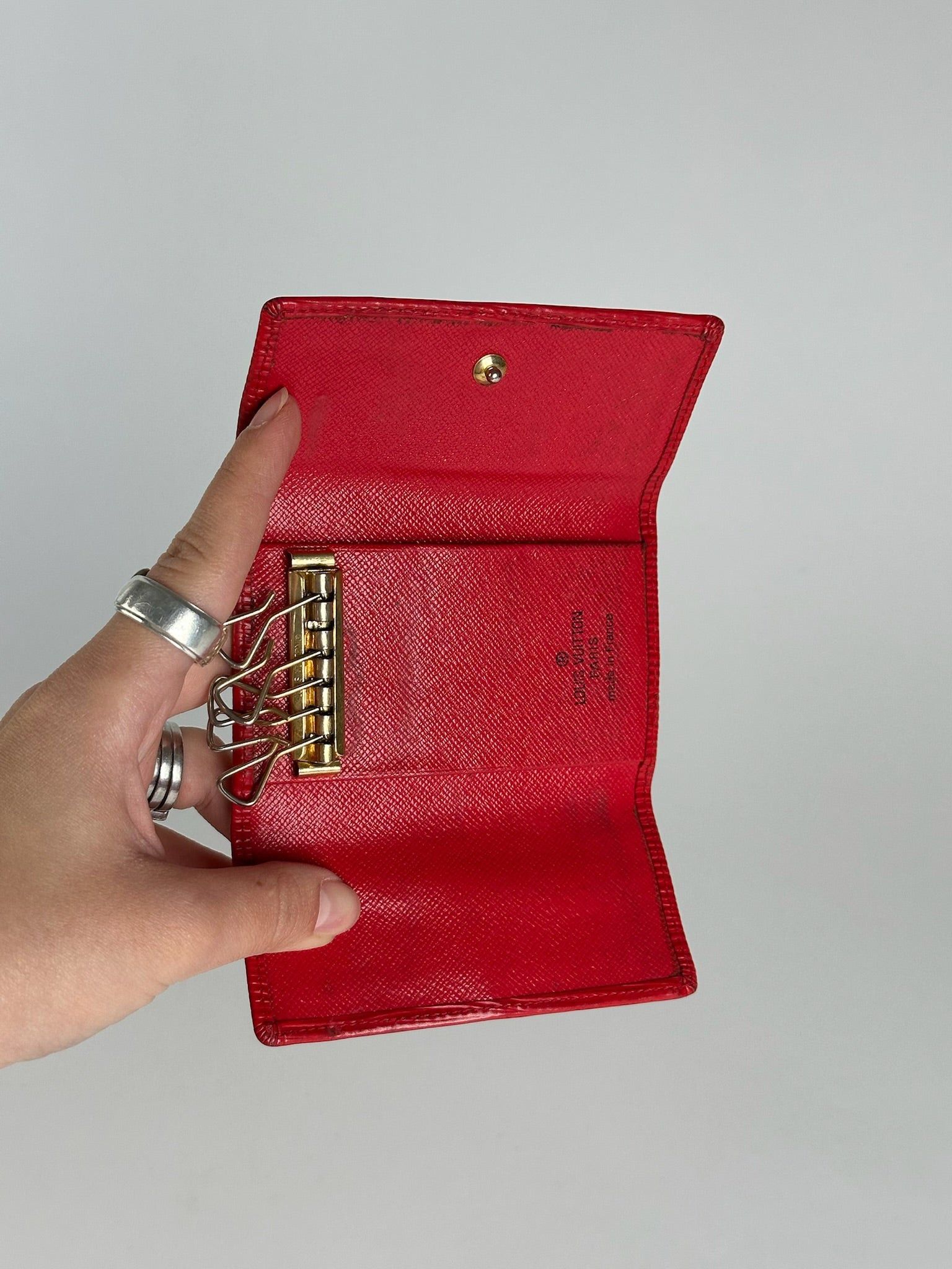 Louis Vuitton Vintage EPI Leather Key Holder red Size ONE SIZE - 5 Thumbnail