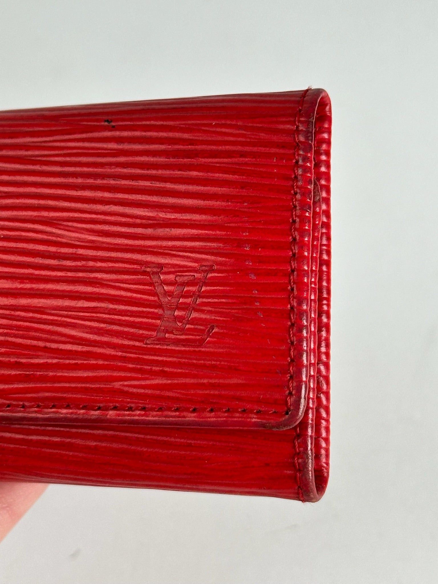 Louis Vuitton Vintage EPI Leather Key Holder red Size ONE SIZE - 3 Thumbnail