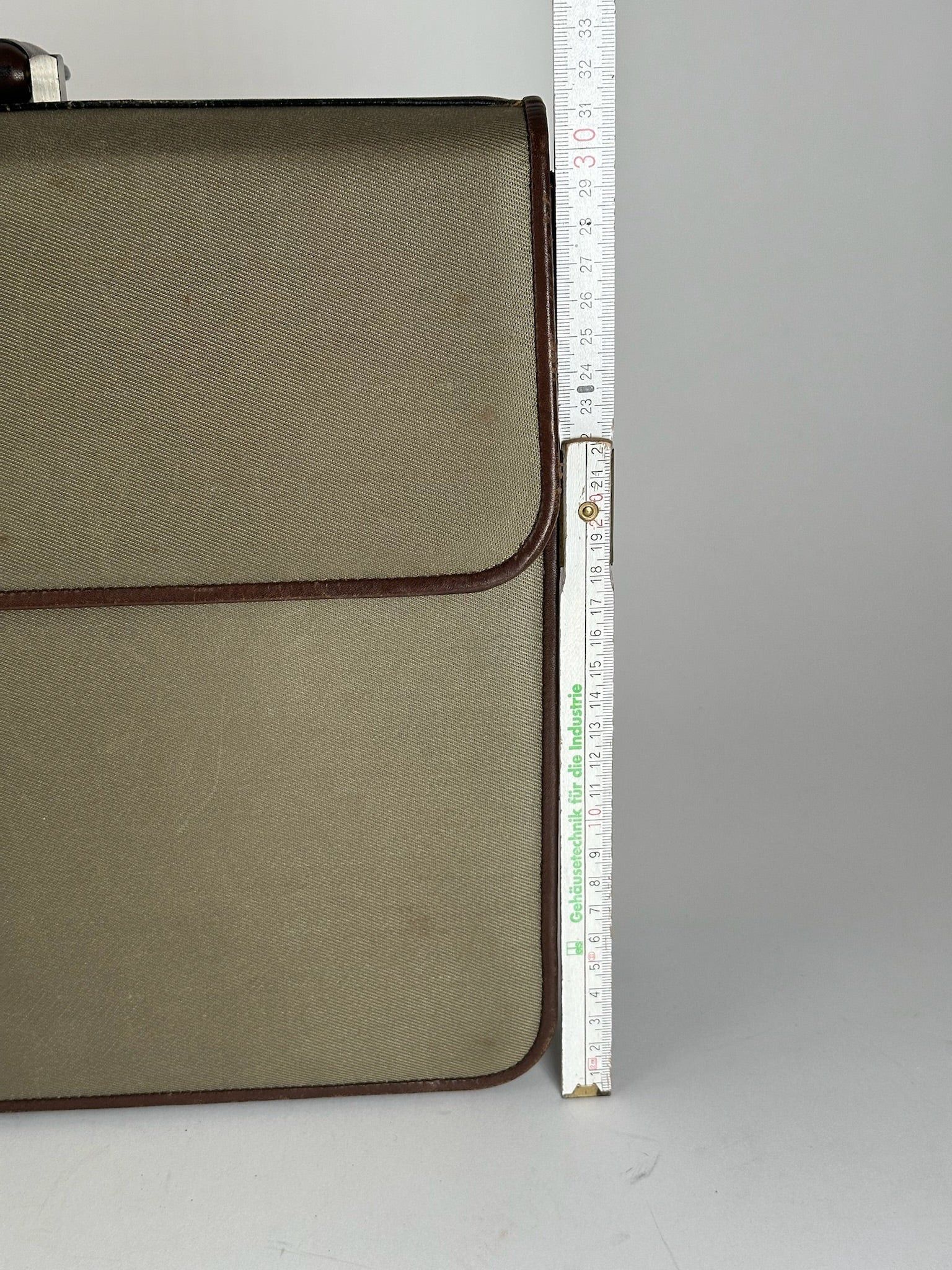 Givenchy Vintage Leather canvas Briefcase khaki brown Size ONE SIZE - 12 Thumbnail