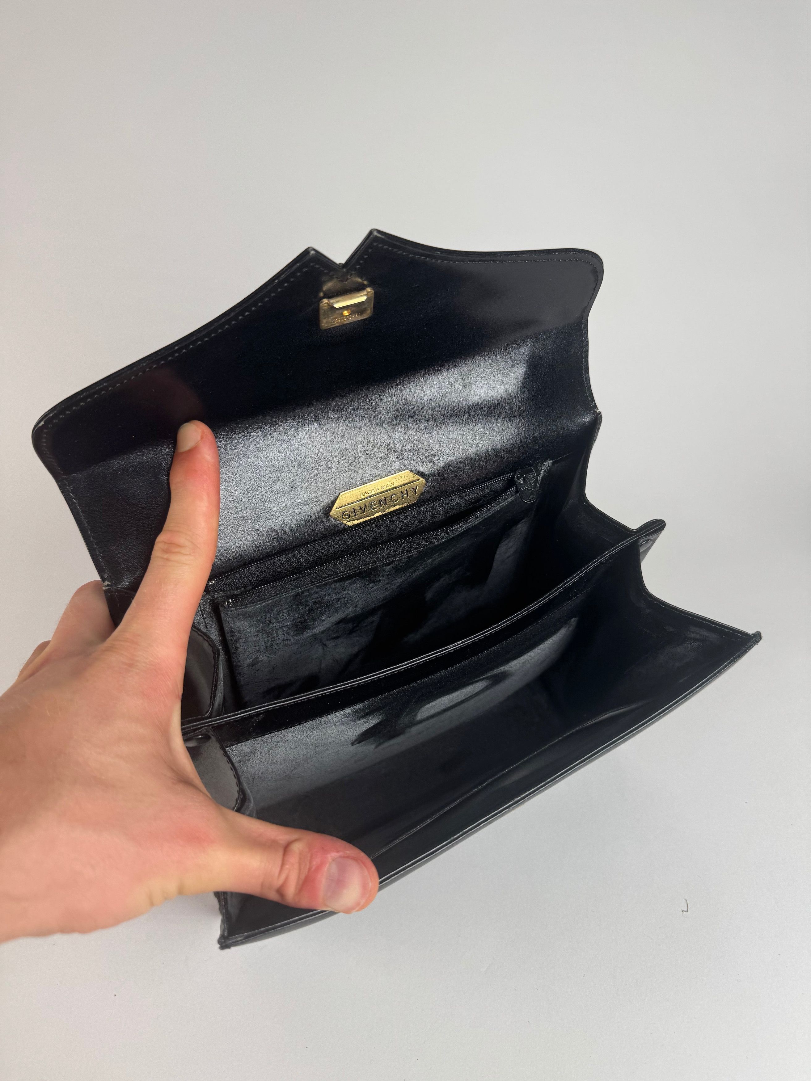 Givenchy Vintage 4G leather bag black Size ONE SIZE - 10 Thumbnail