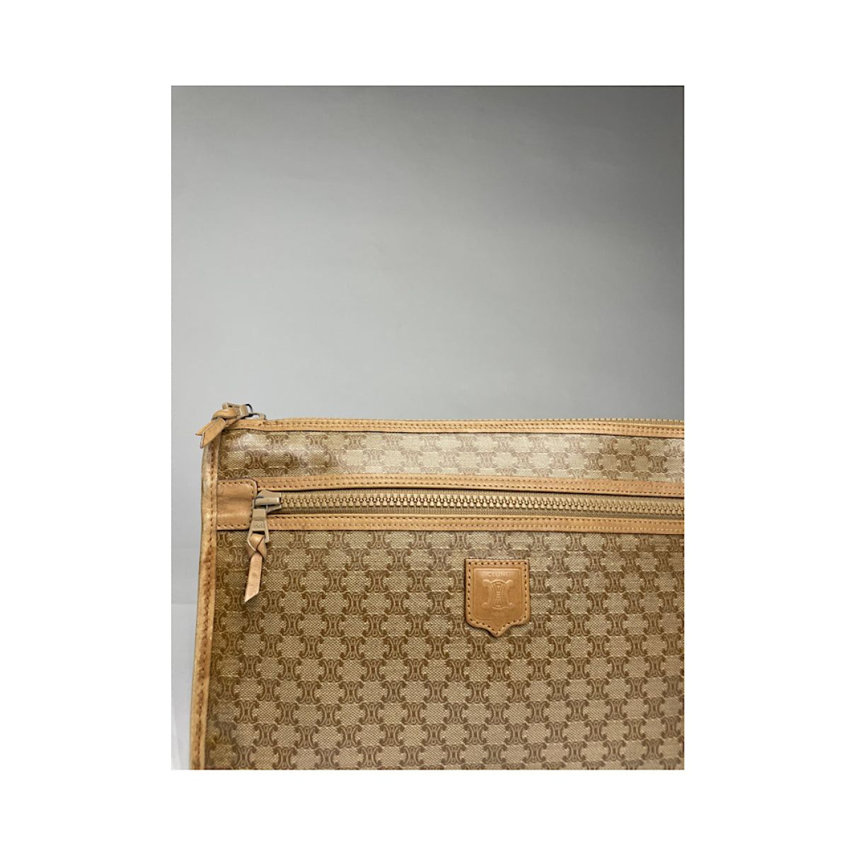 Celine Triomphe Vintage Brown Leather Clutch Bag Size ONE SIZE - 3 Thumbnail