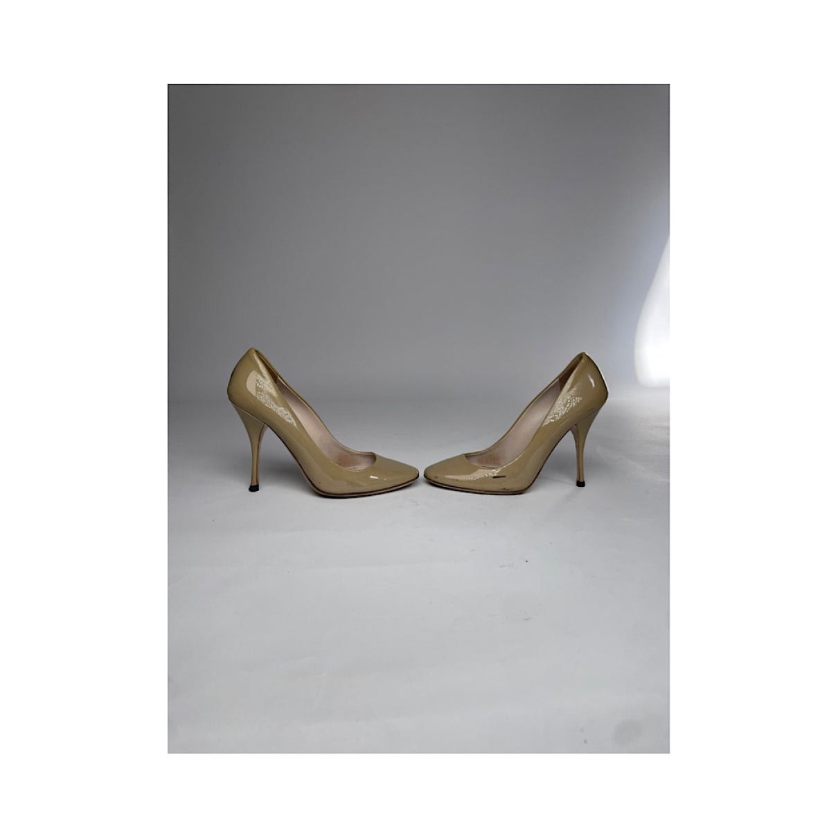 Miu Miu Beige Patent Leather Heel Size US 4 / IT 34 - 3 Thumbnail