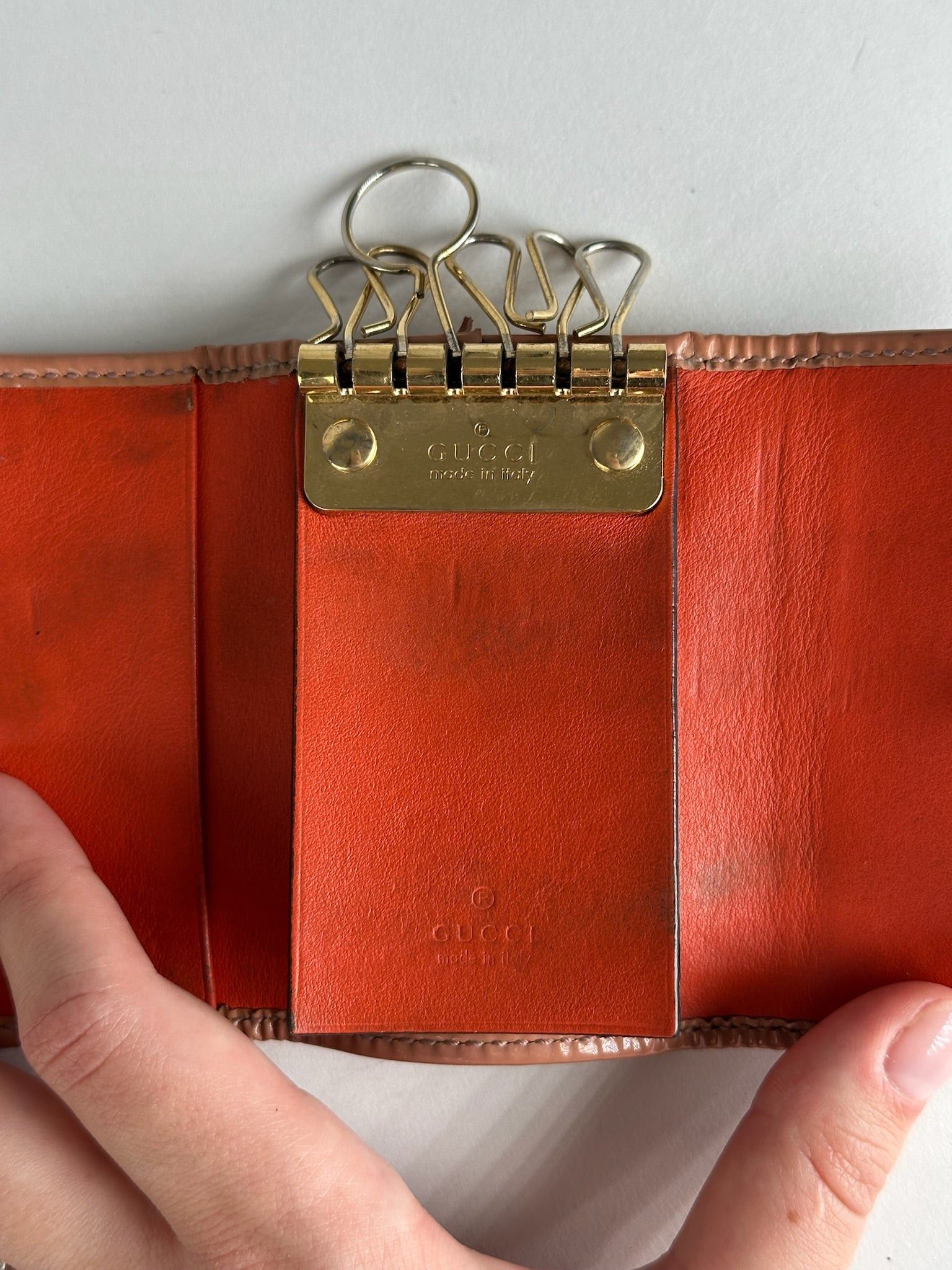 Gucci Vintage Leather Monogram Key Holder Size ONE SIZE - 8 Thumbnail