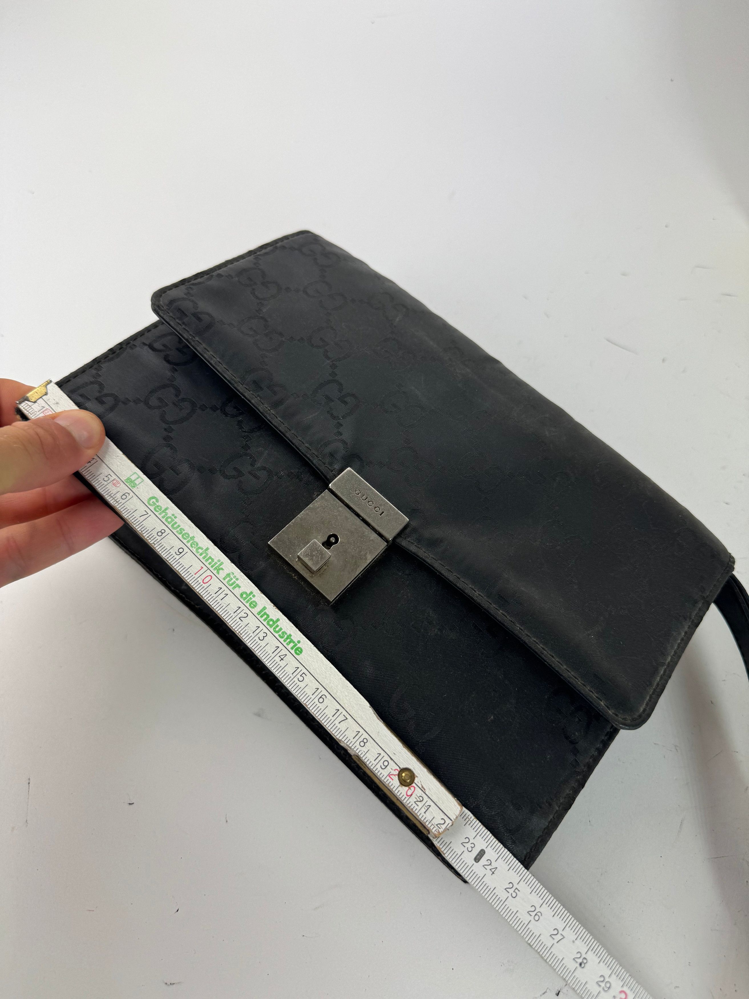 Gucci Vintage Monogramm Clutch Black Size ONE SIZE - 13 Thumbnail