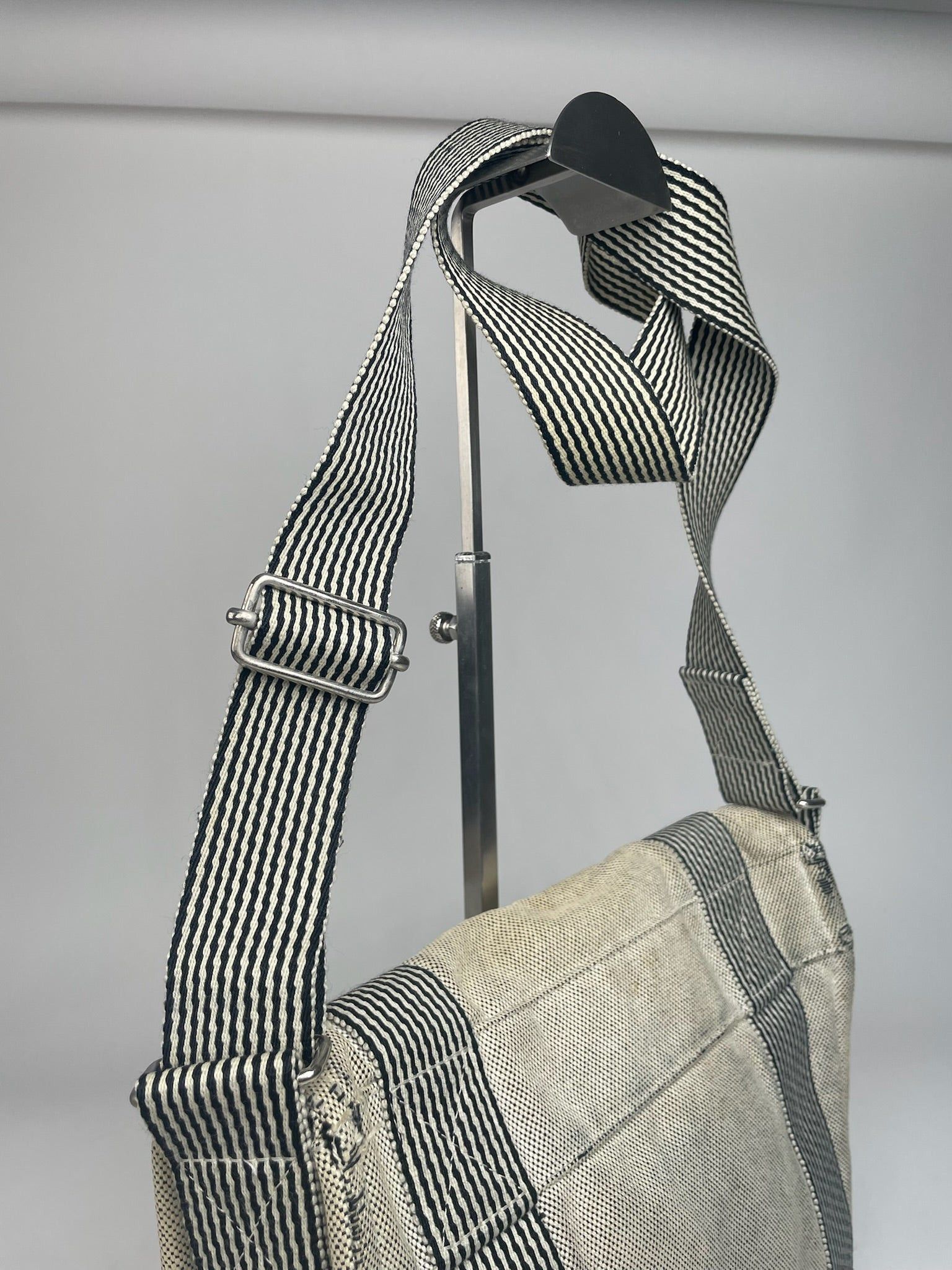 Other Vintage Hermes Canvas Shoulder Bag Beige Size ONE SIZE - 2 Thumbnail