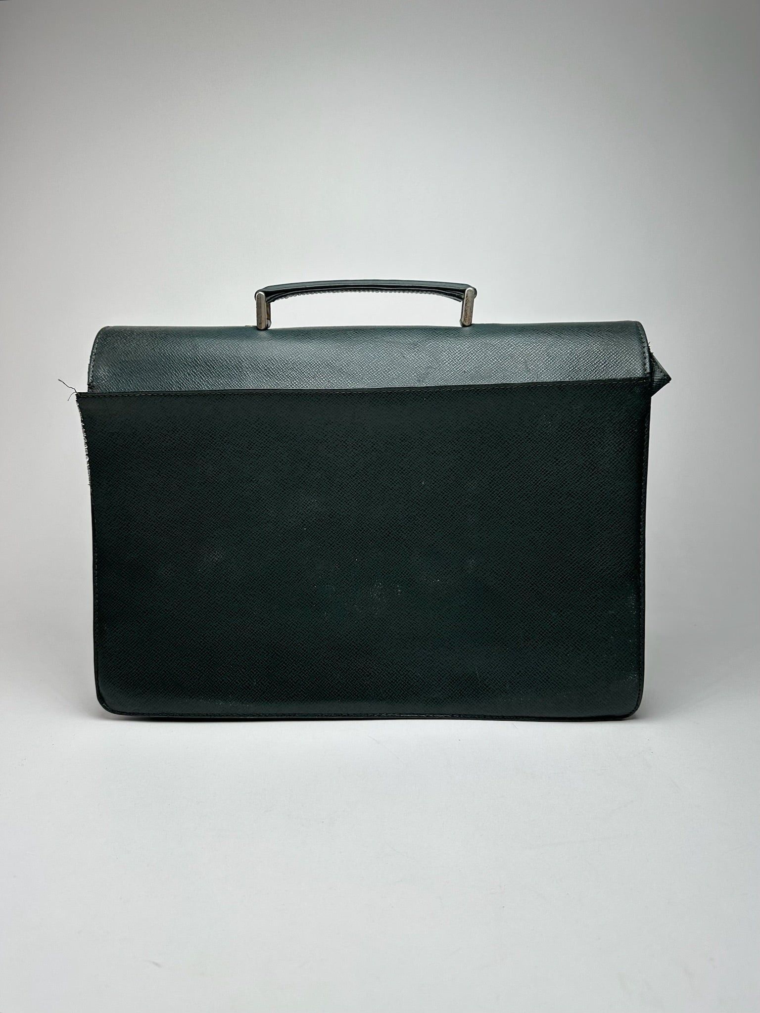Louis Vuitton Vintage Taiga Leather Briefcase green Size ONE SIZE - 2 Thumbnail