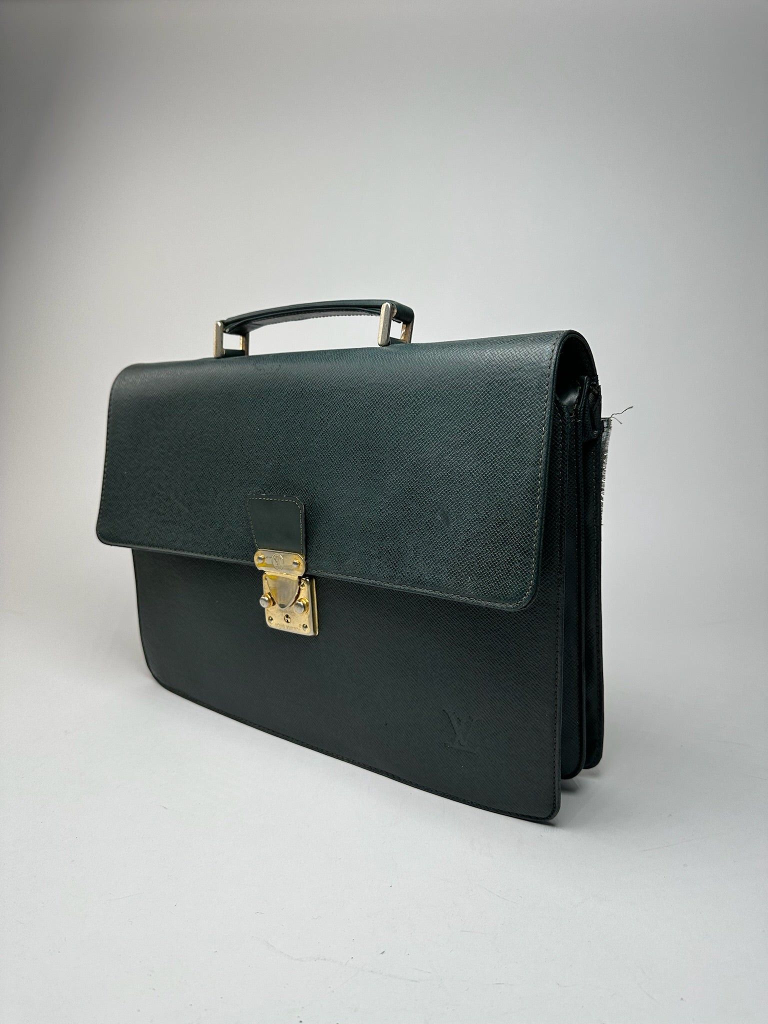 Louis Vuitton Vintage Taiga Leather Briefcase green Size ONE SIZE - 12 Thumbnail