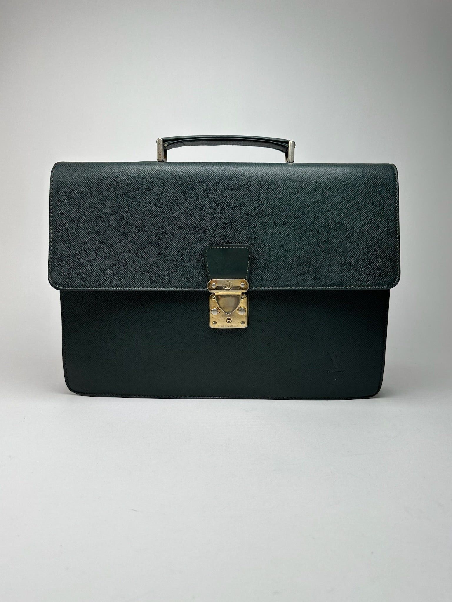 Louis Vuitton Vintage Taiga Leather Briefcase green Size ONE SIZE - 10 Thumbnail