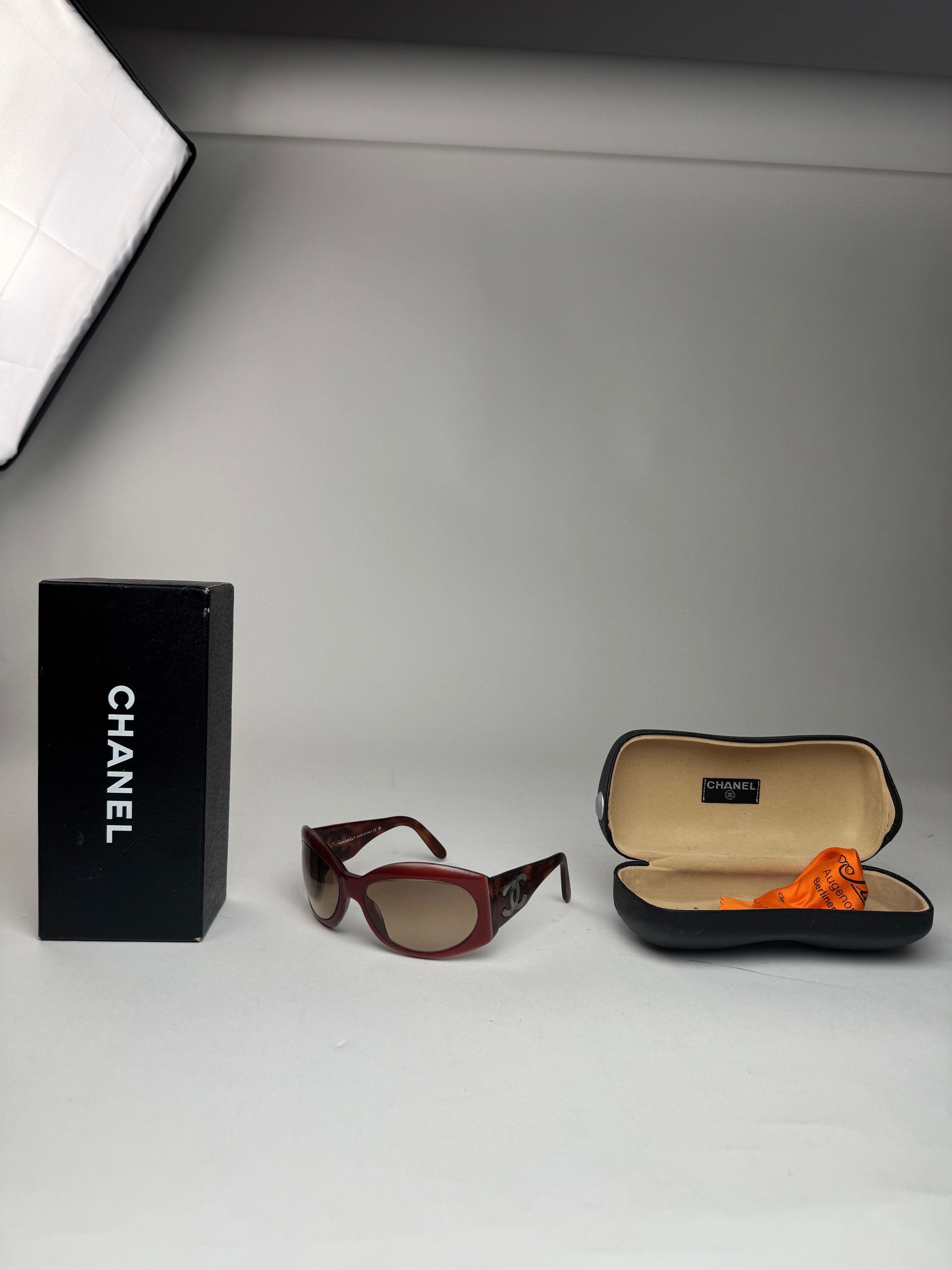 Chanel Vintage CC sunglasses Red Size ONE SIZE - 4 Thumbnail