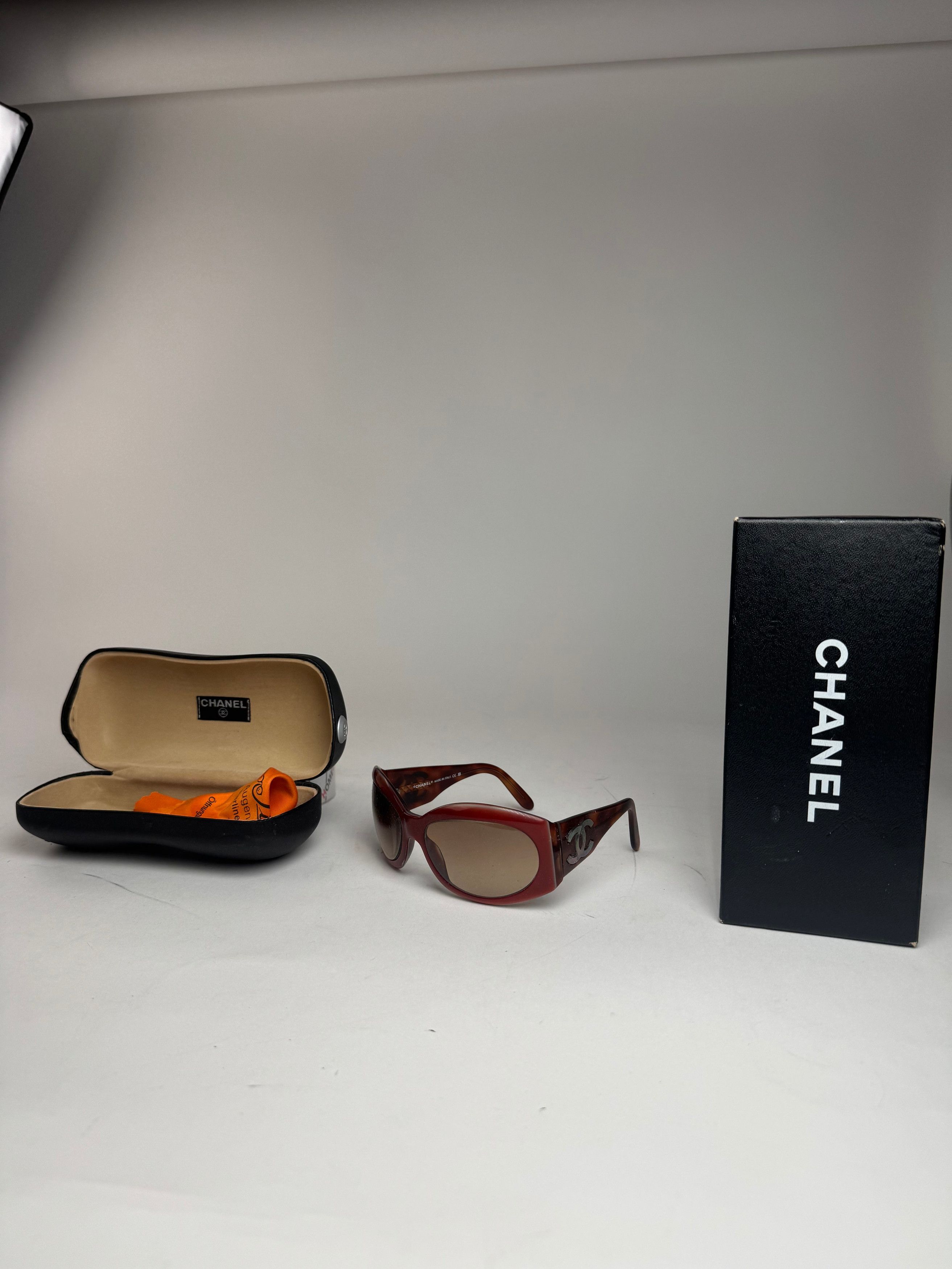 Chanel Vintage CC sunglasses Red Size ONE SIZE - 12 Thumbnail