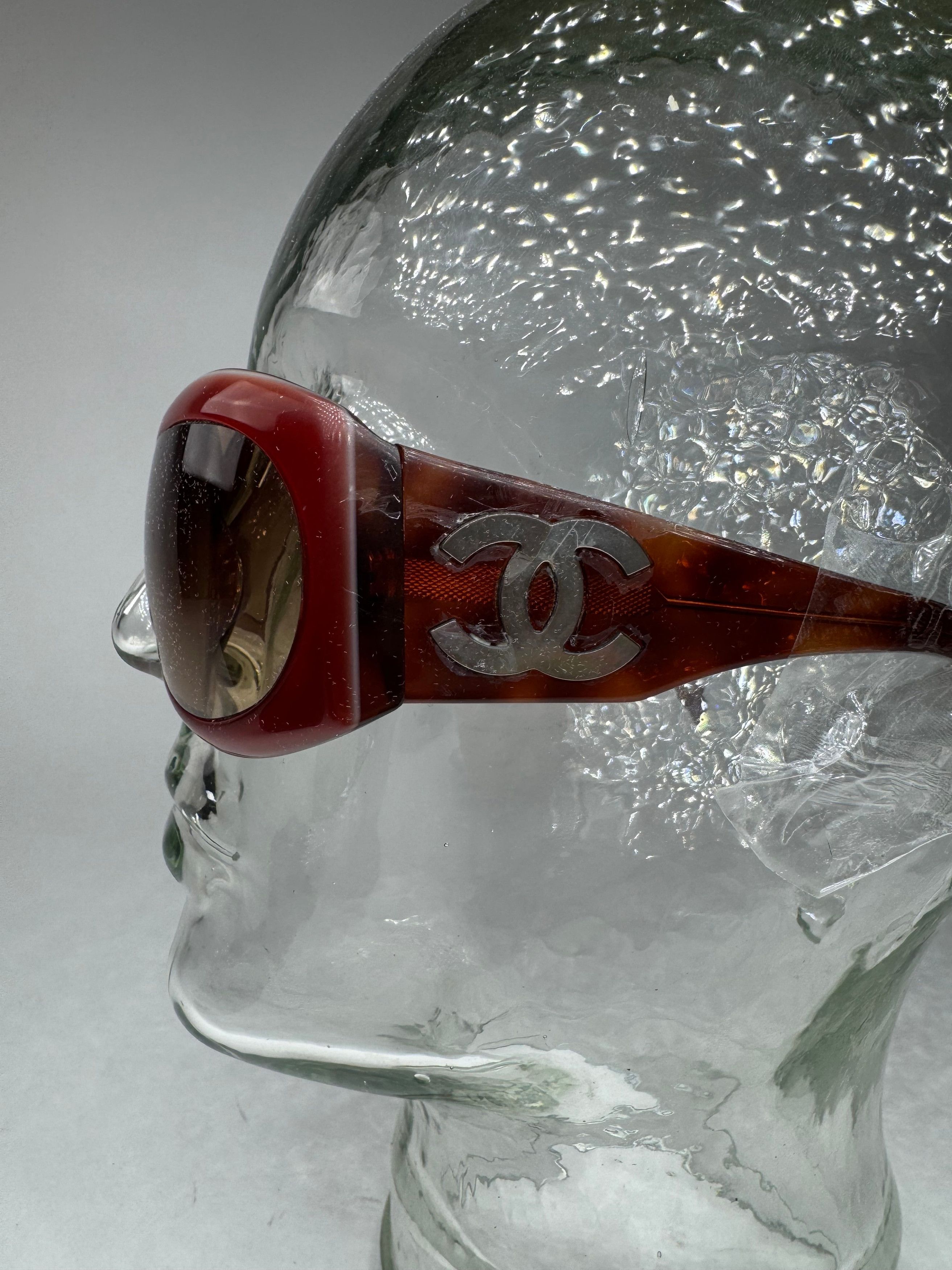 Chanel Vintage CC sunglasses Red Size ONE SIZE - 3 Thumbnail