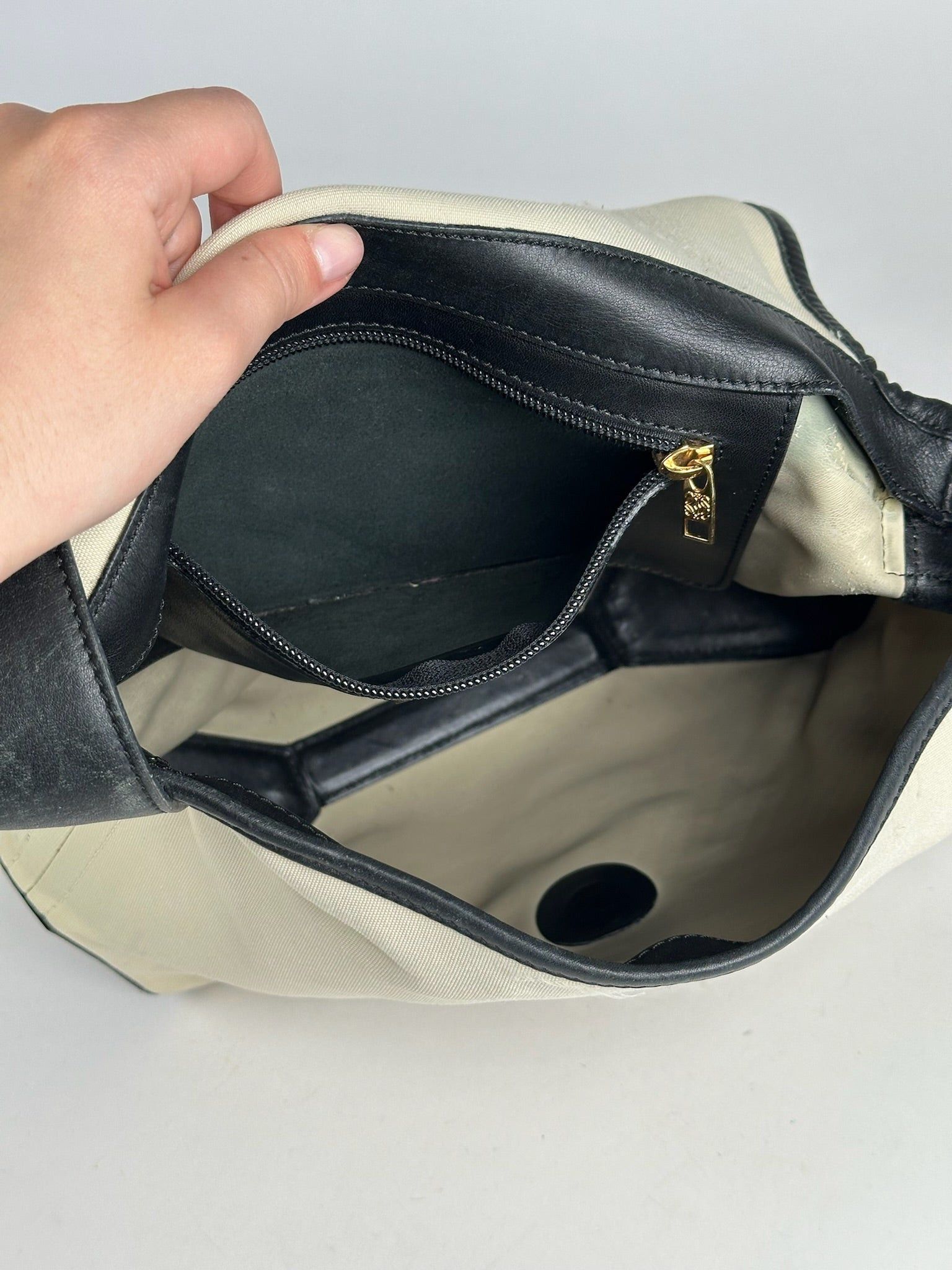 Loewe Vintage Canvas Leather Shoulder bag black white Size ONE SIZE - 6 Thumbnail