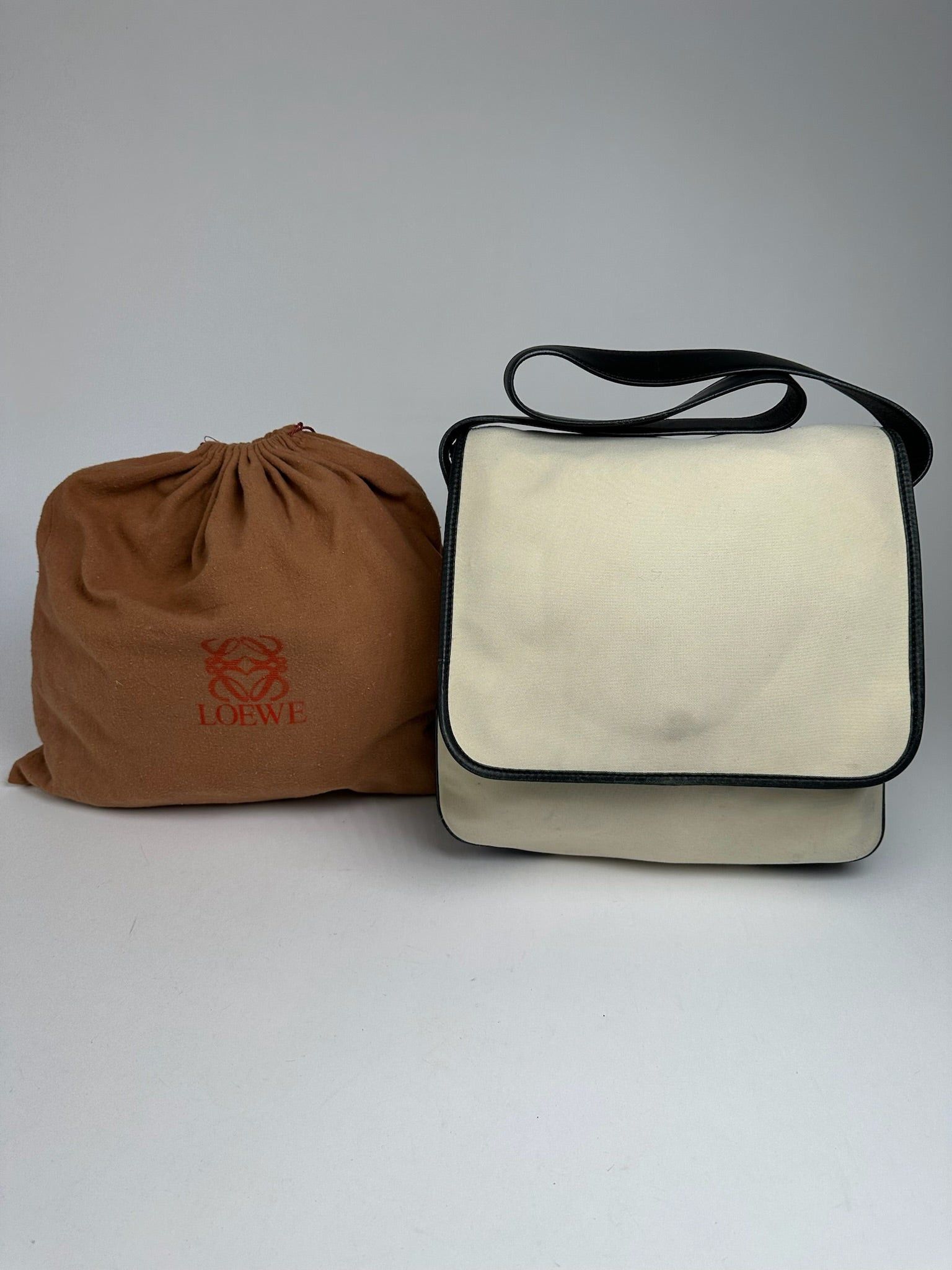 Loewe Vintage Canvas Leather Shoulder bag black white Size ONE SIZE - 2 Thumbnail