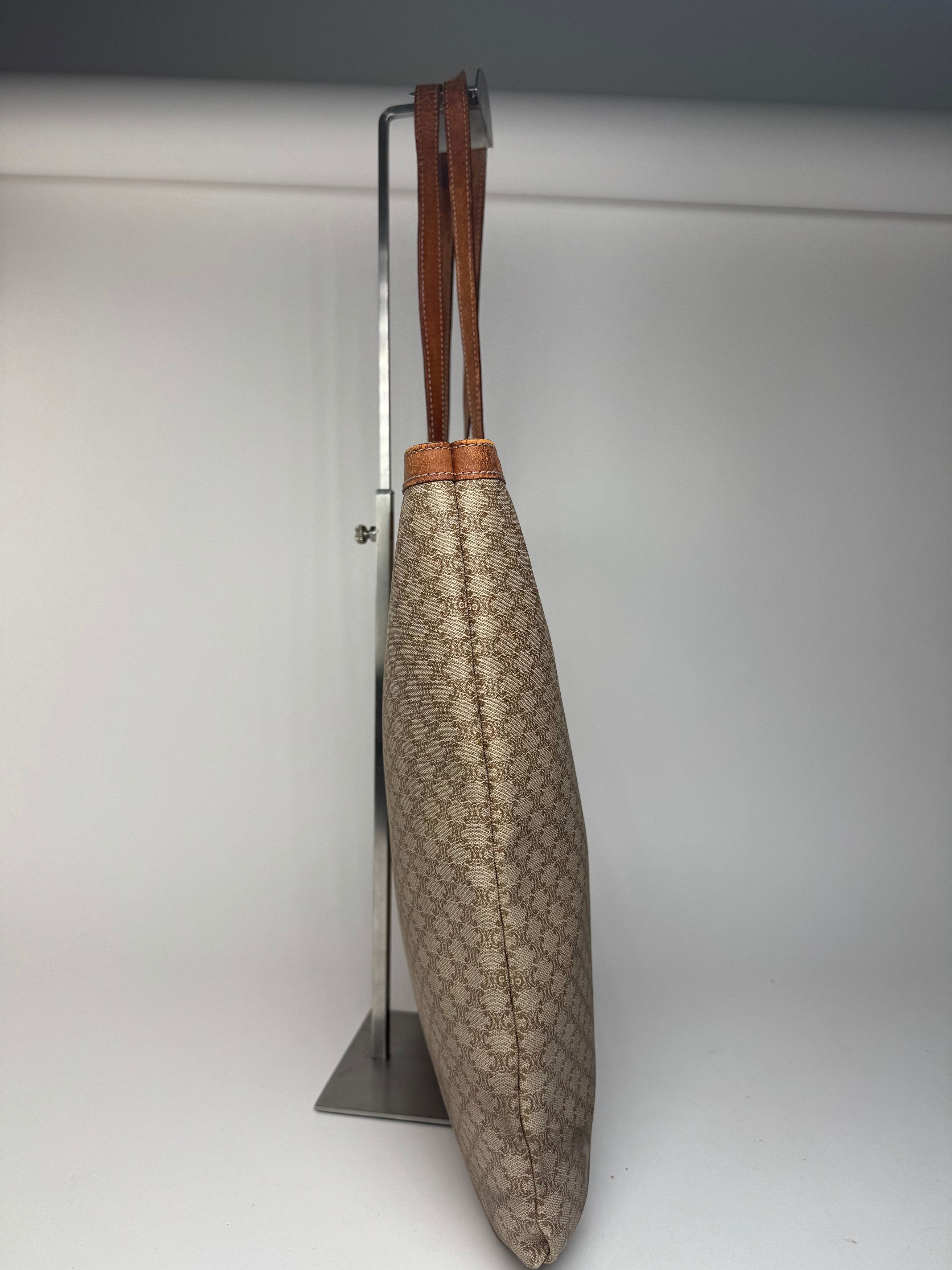 Celine Vintage Triomphe monogram leather big bag beige brown Size ONE SIZE - 8 Thumbnail