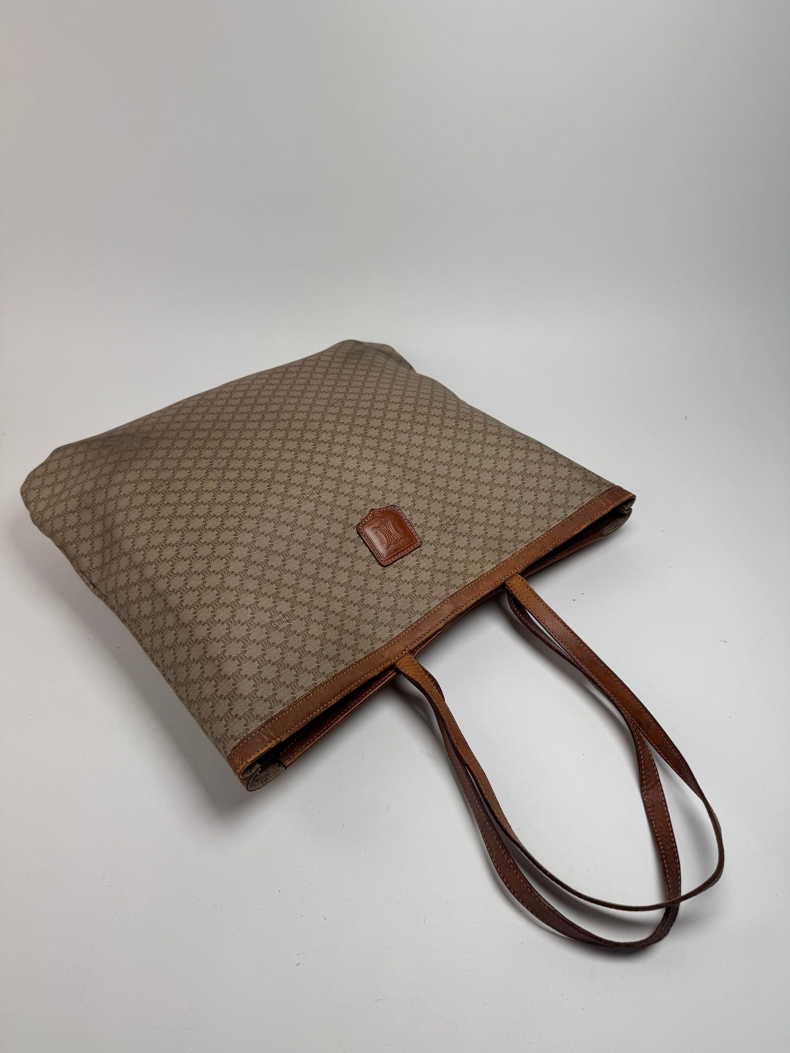 Celine Vintage Triomphe monogram leather big bag beige brown Size ONE SIZE - 10 Thumbnail