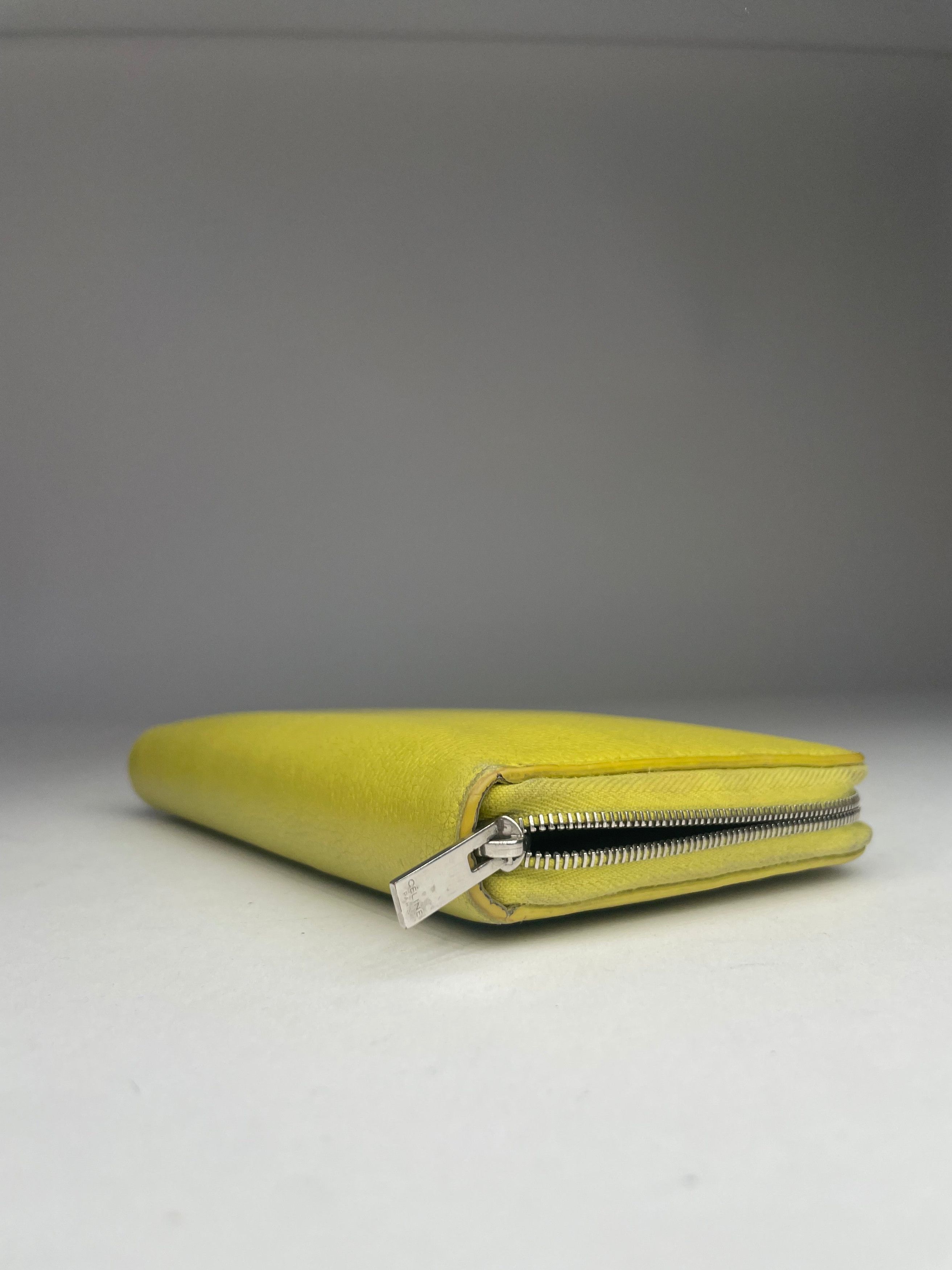 Celine Vintage Paris Zuppy Leather Wallet Neon Green Size ONE SIZE - 4 Thumbnail